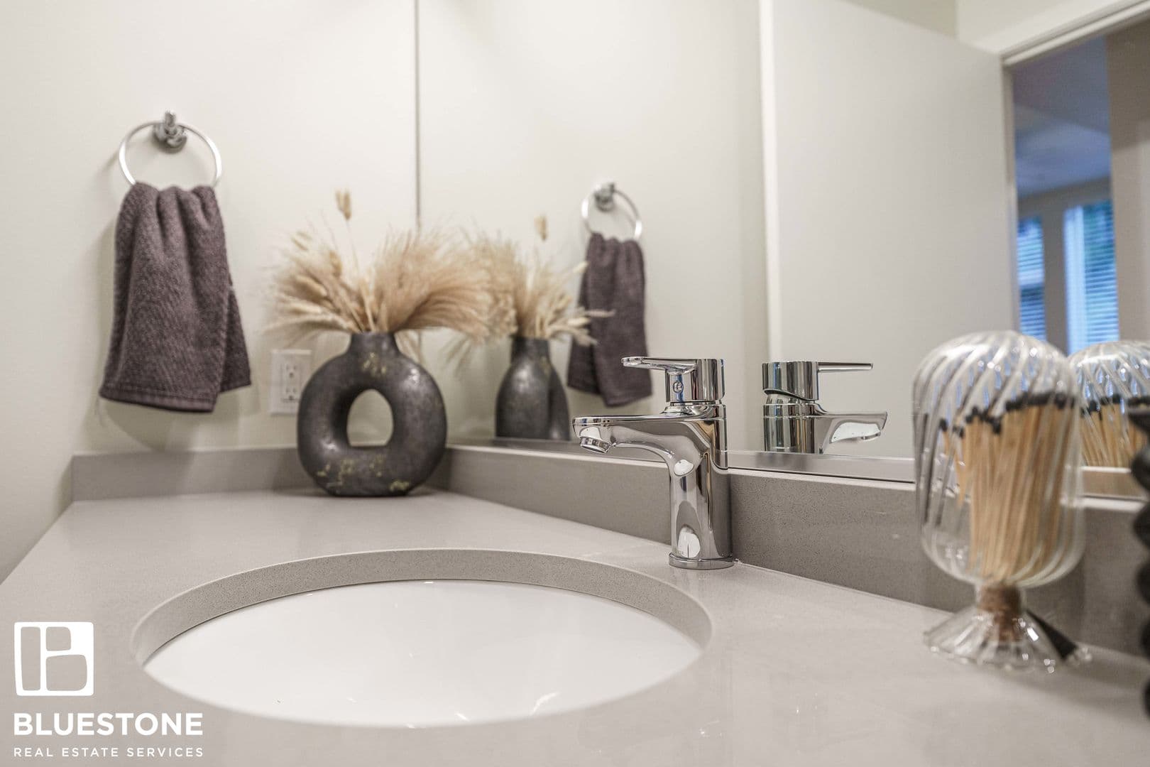 Portland Apartment: 1311 SW Gibbs Street