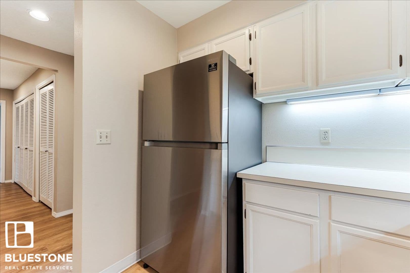 Portland House: 5150 S Landing Drive #205B2