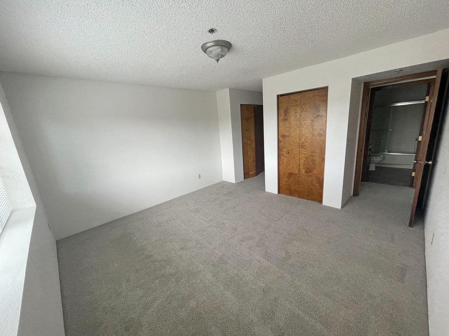 Corvallis Apartment: 124 NW 7th St