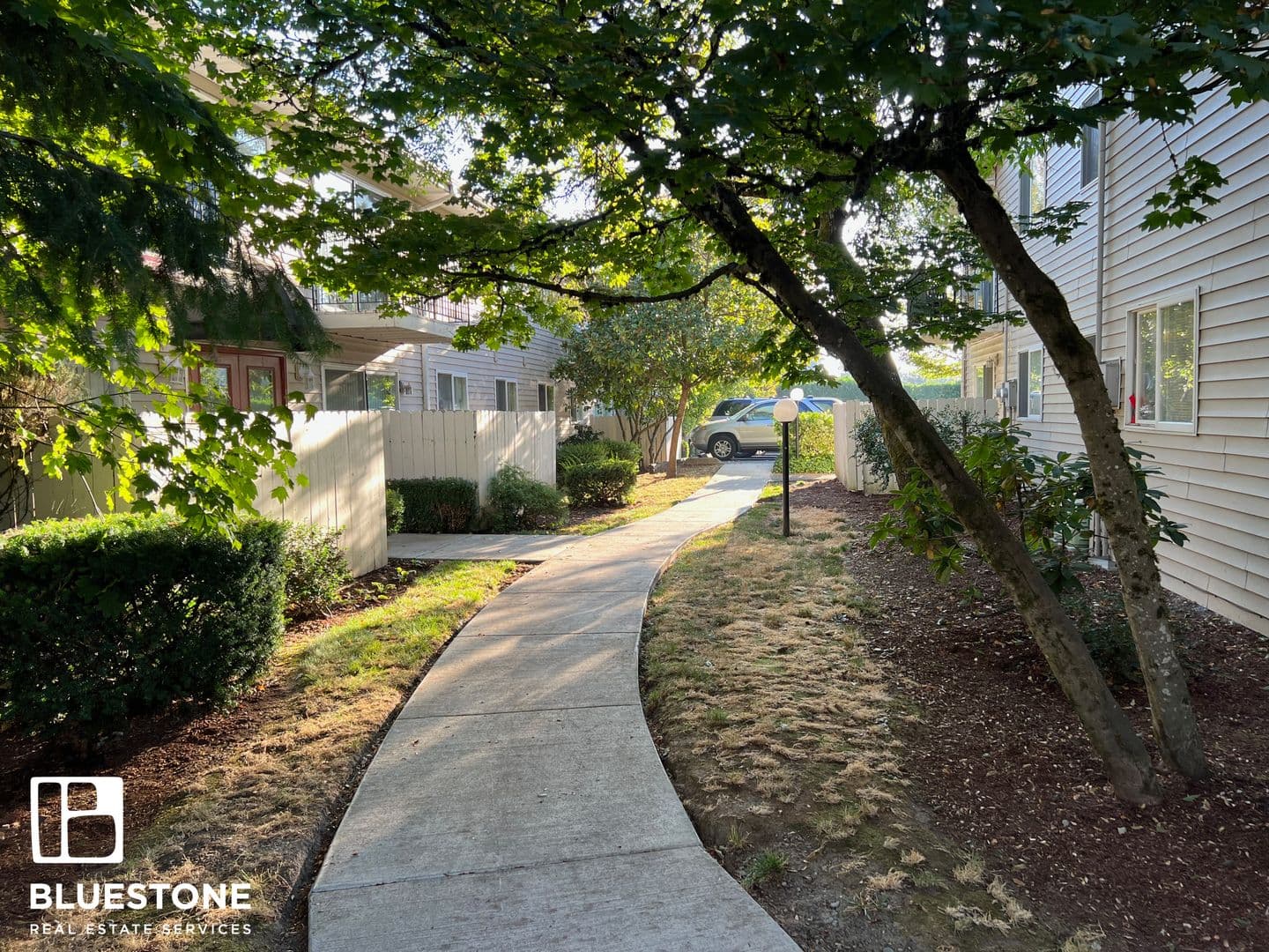 Portland Apartment: 4611-4631 SW Luradel St