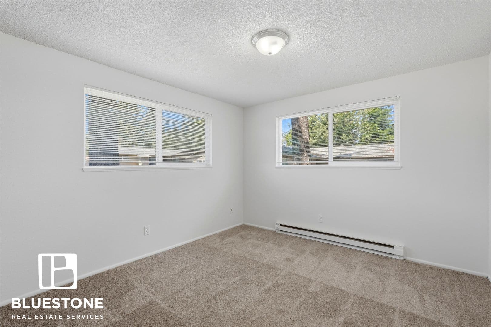 Gresham Apartment: 10 NE 162nd Ave