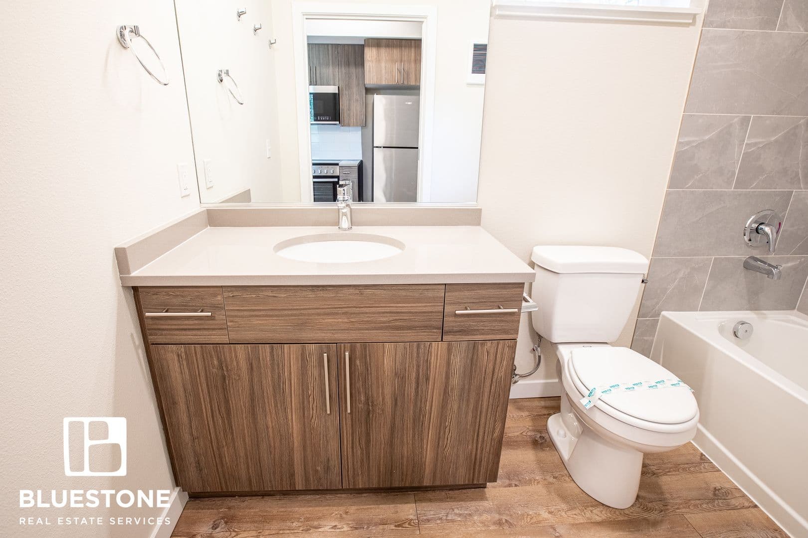 Portland Apartment: 1311 SW Gibbs Street