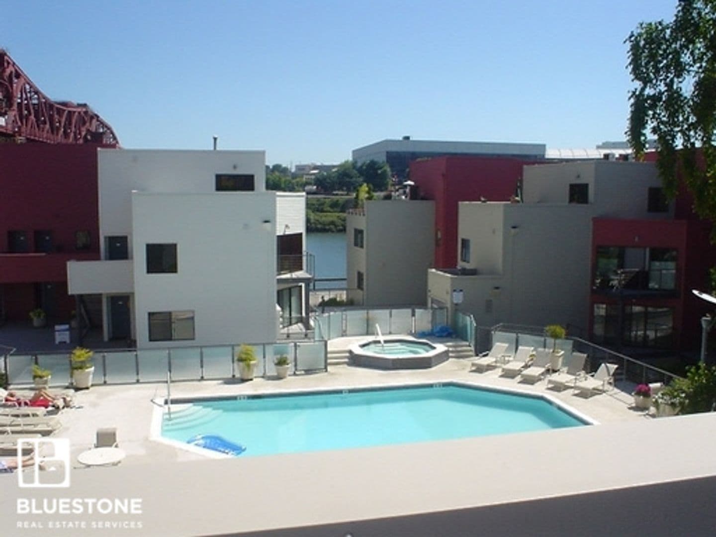 Portland Condo: 940 NW Naito Parkway #L-14