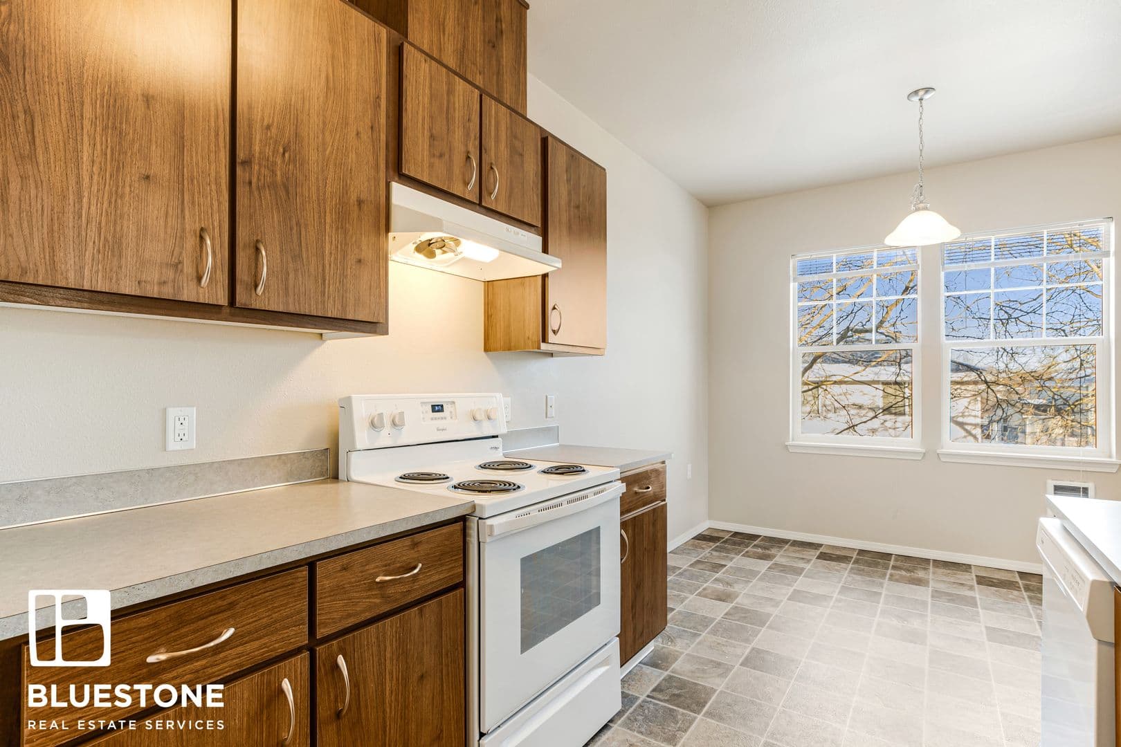 Keizer Apartment: 1294-1342 McGee Ct NE