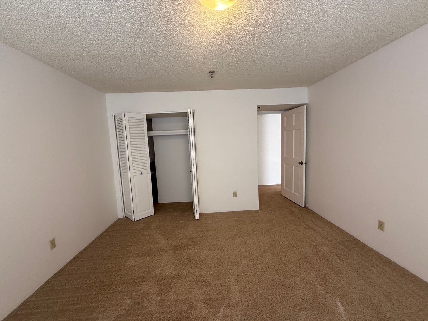 Corvallis Apartment: 124 NW 7th St