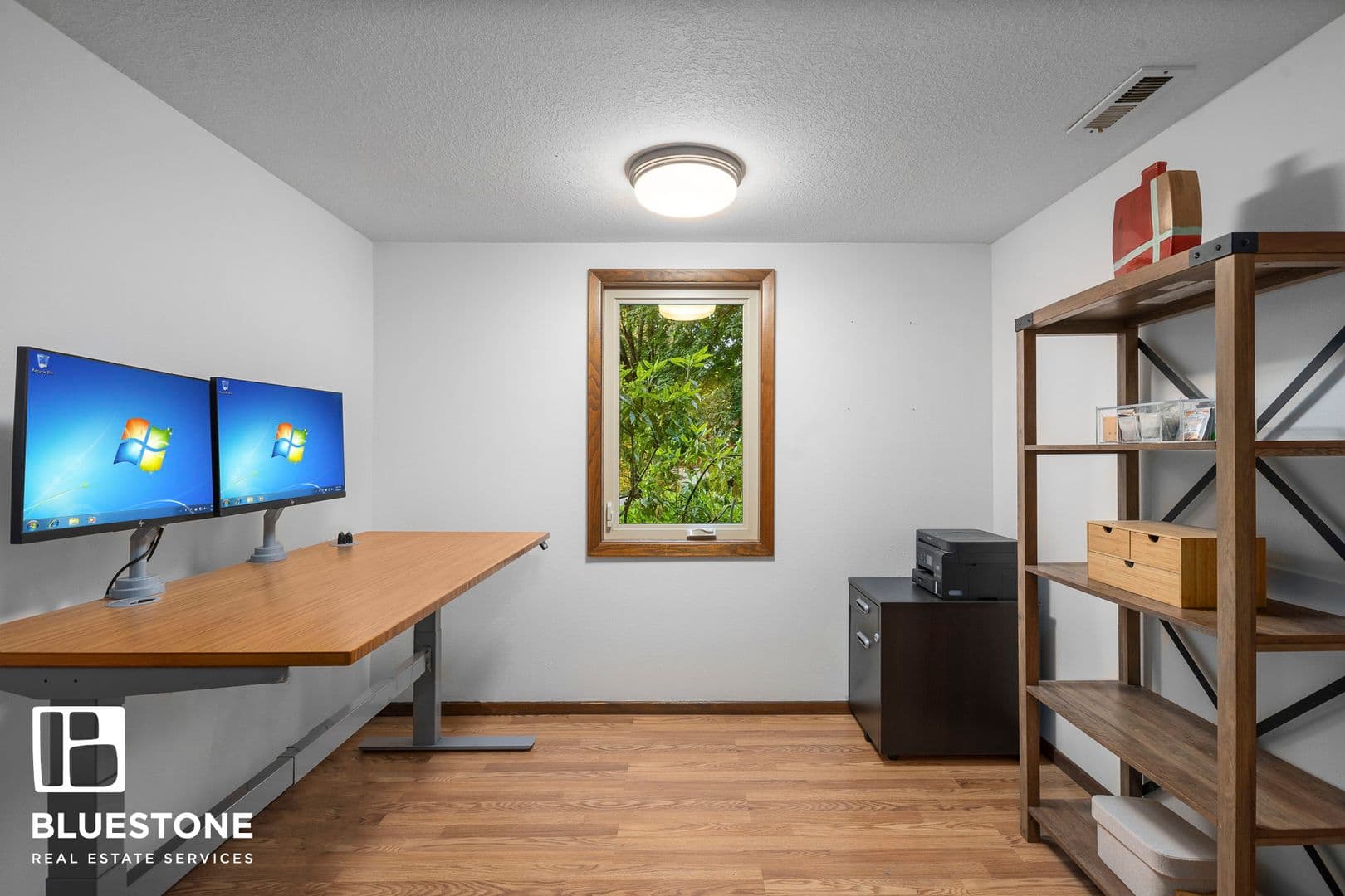 Lake Oswego House: 1970 Greentree Road