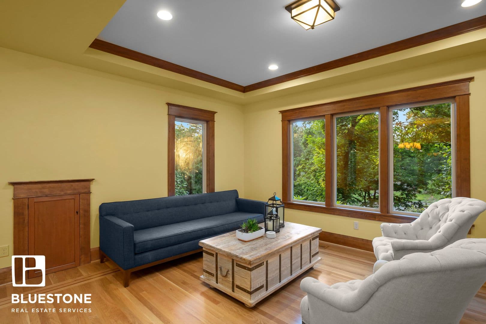 Lake Oswego House: 1970 Greentree Road