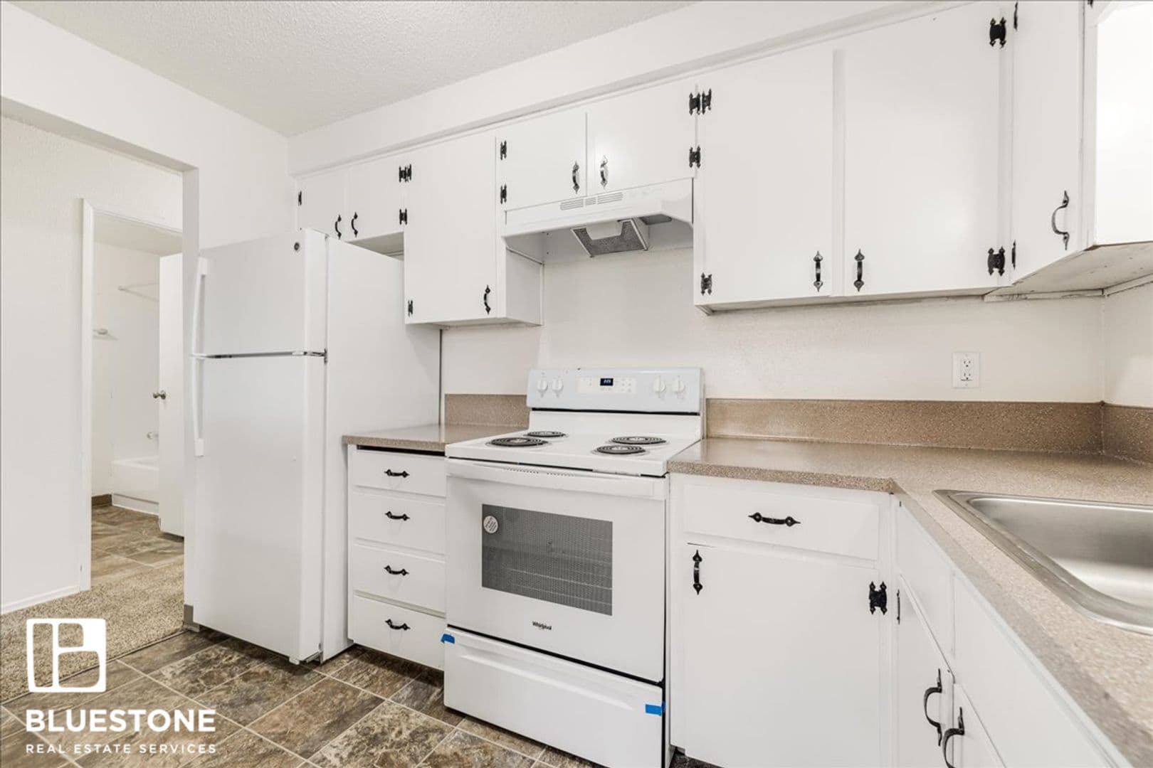 Salem Apartment: 1601 Savage Rd. NE