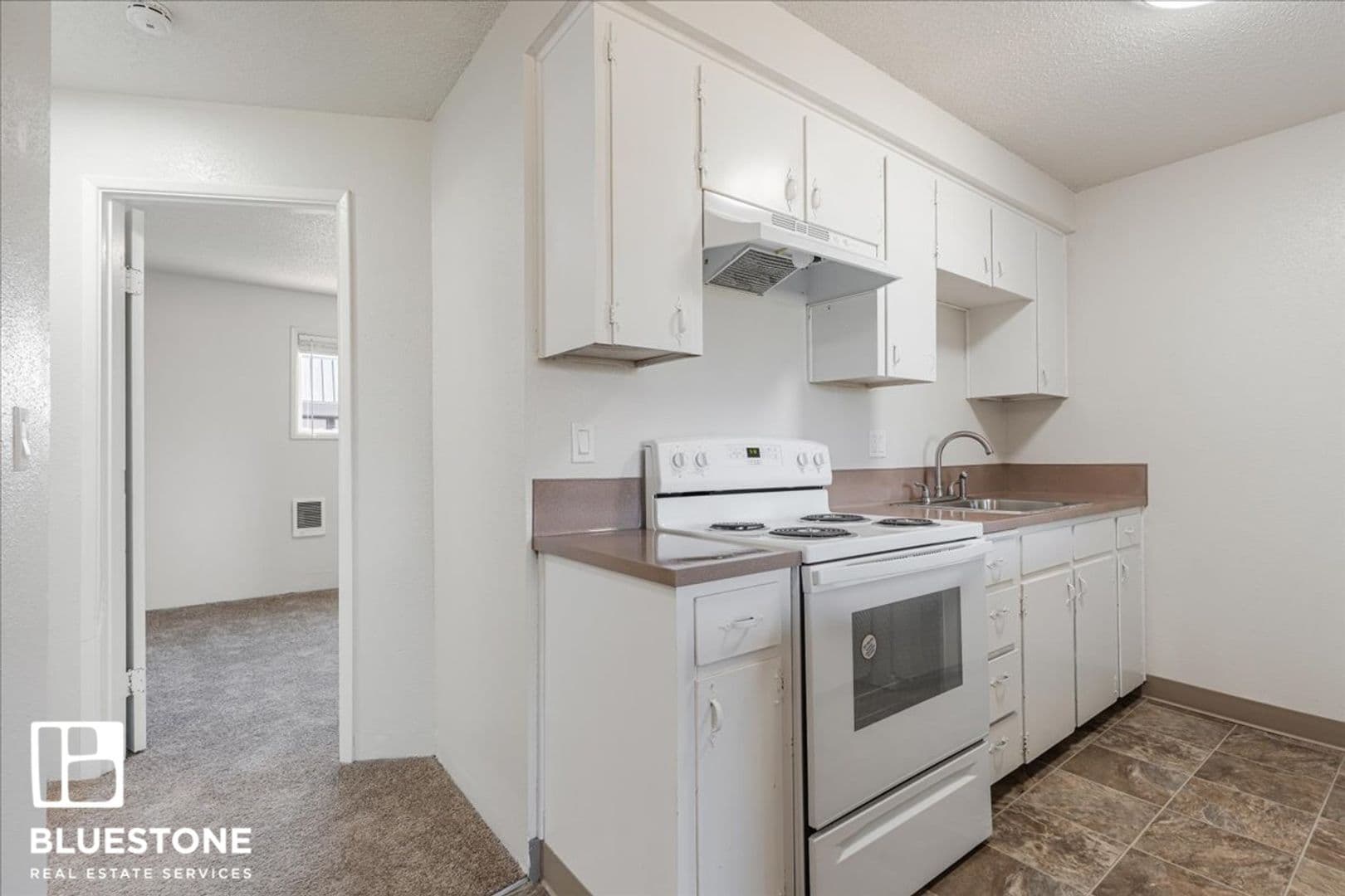 Salem Apartment: 1601 Savage Rd. NE