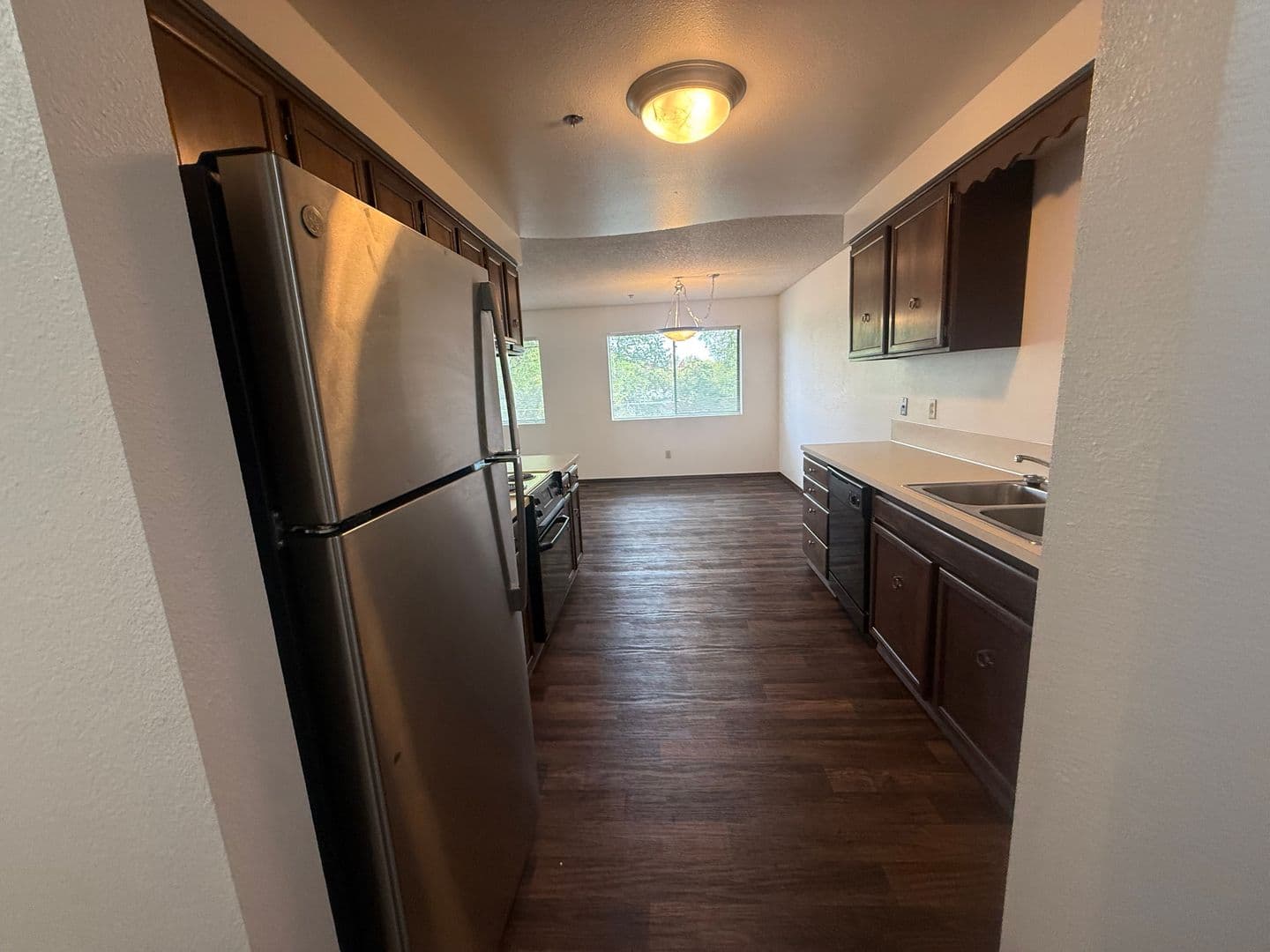 Corvallis Apartment: 124 NW 7th St
