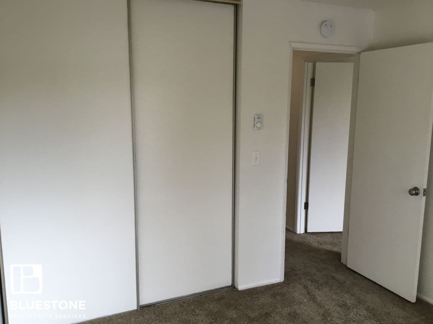Portland Apartment: 4611-4631 SW Luradel St