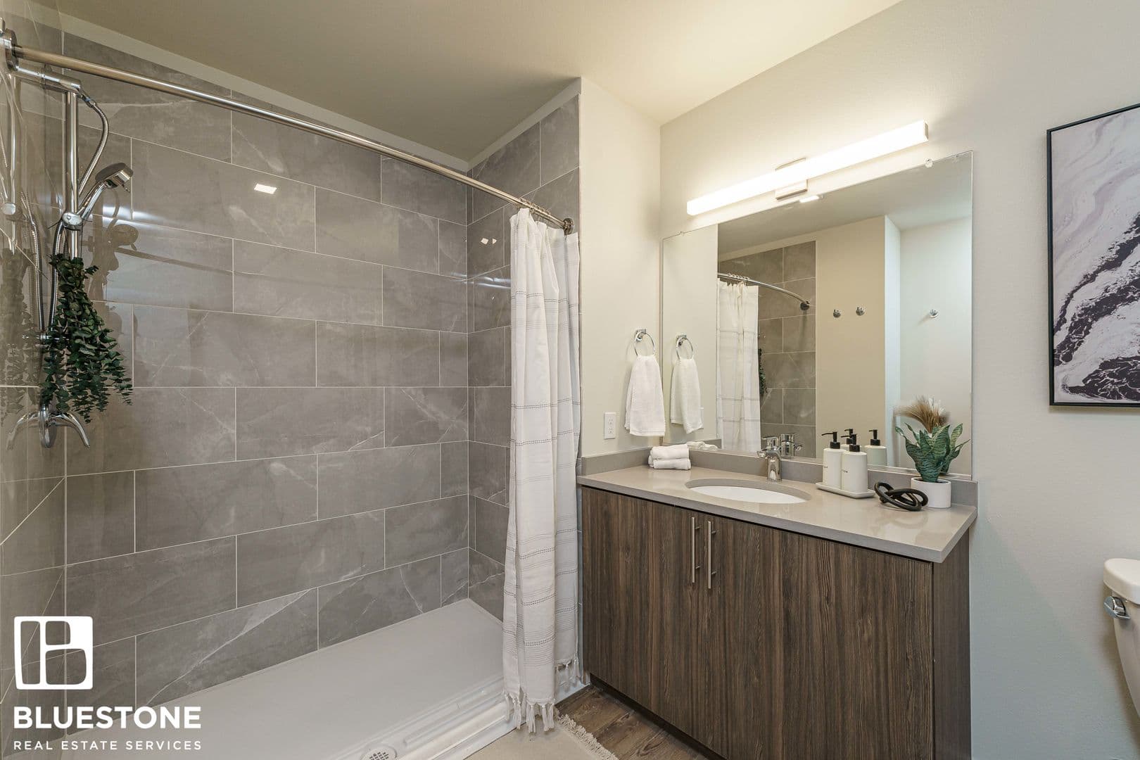 Portland Apartment: 1311 SW Gibbs Street