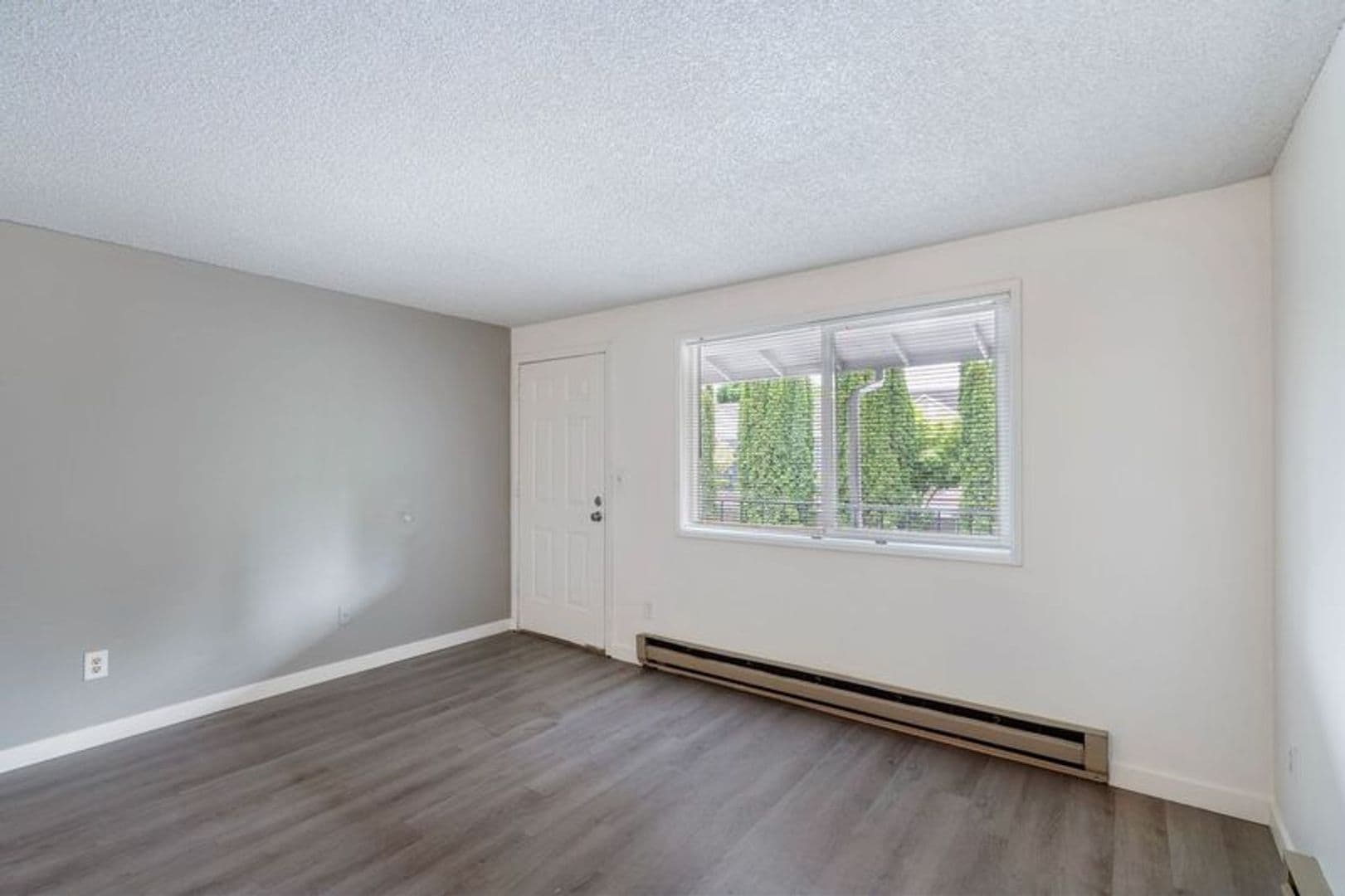 Vancouver Apartment: 9100 NE 15th Avenue