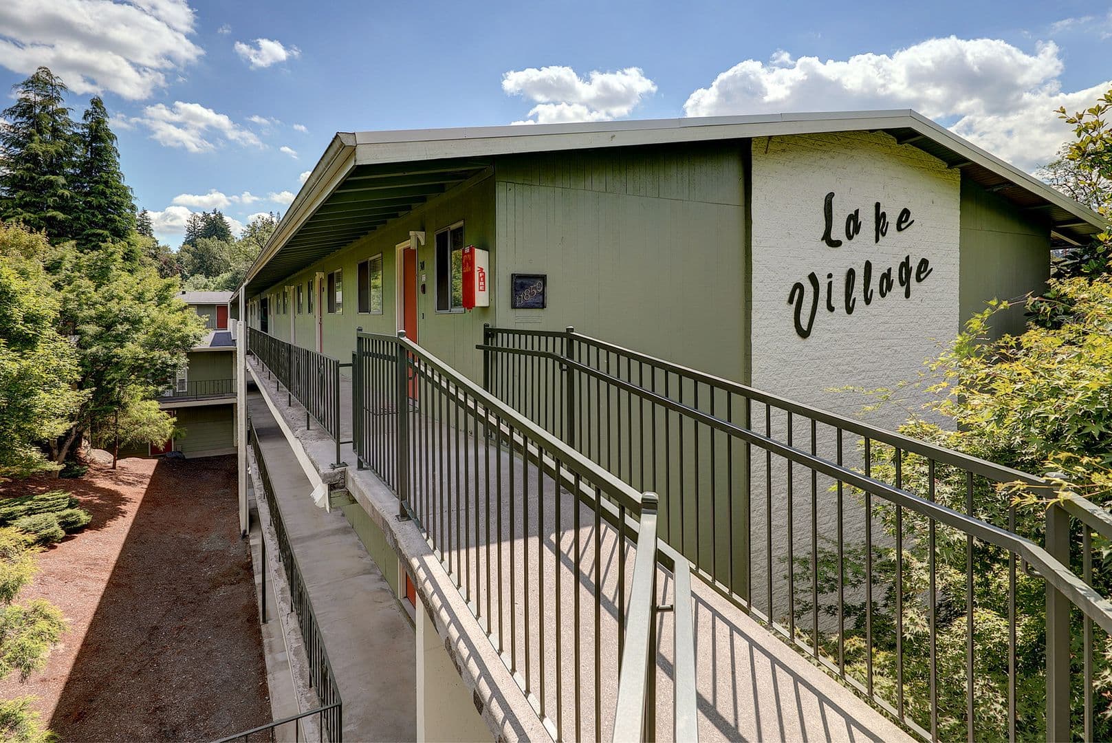 Milwaukie Apartment: 11850 SE 26th