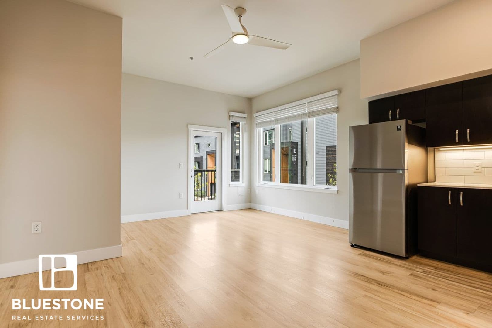 Gresham Apartment: 20711 SE Stark St