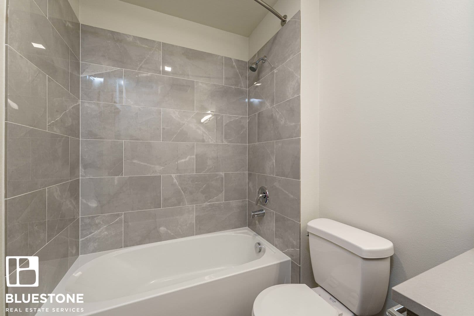 Portland Apartment: 1311 SW Gibbs Street