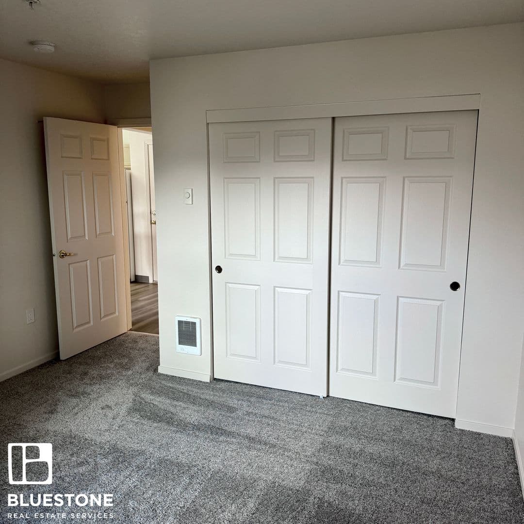 Tualatin Apartment: 18656-18670 SW Boones Ferry Road