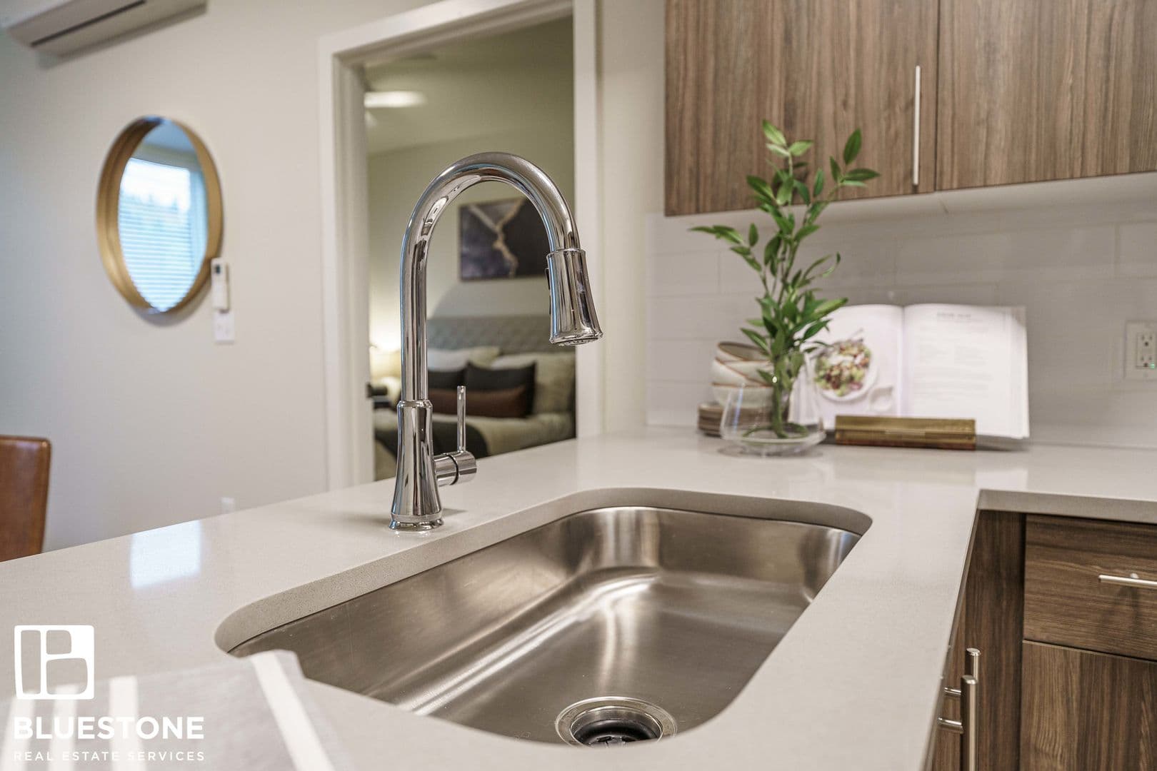 Portland Apartment: 1311 SW Gibbs Street