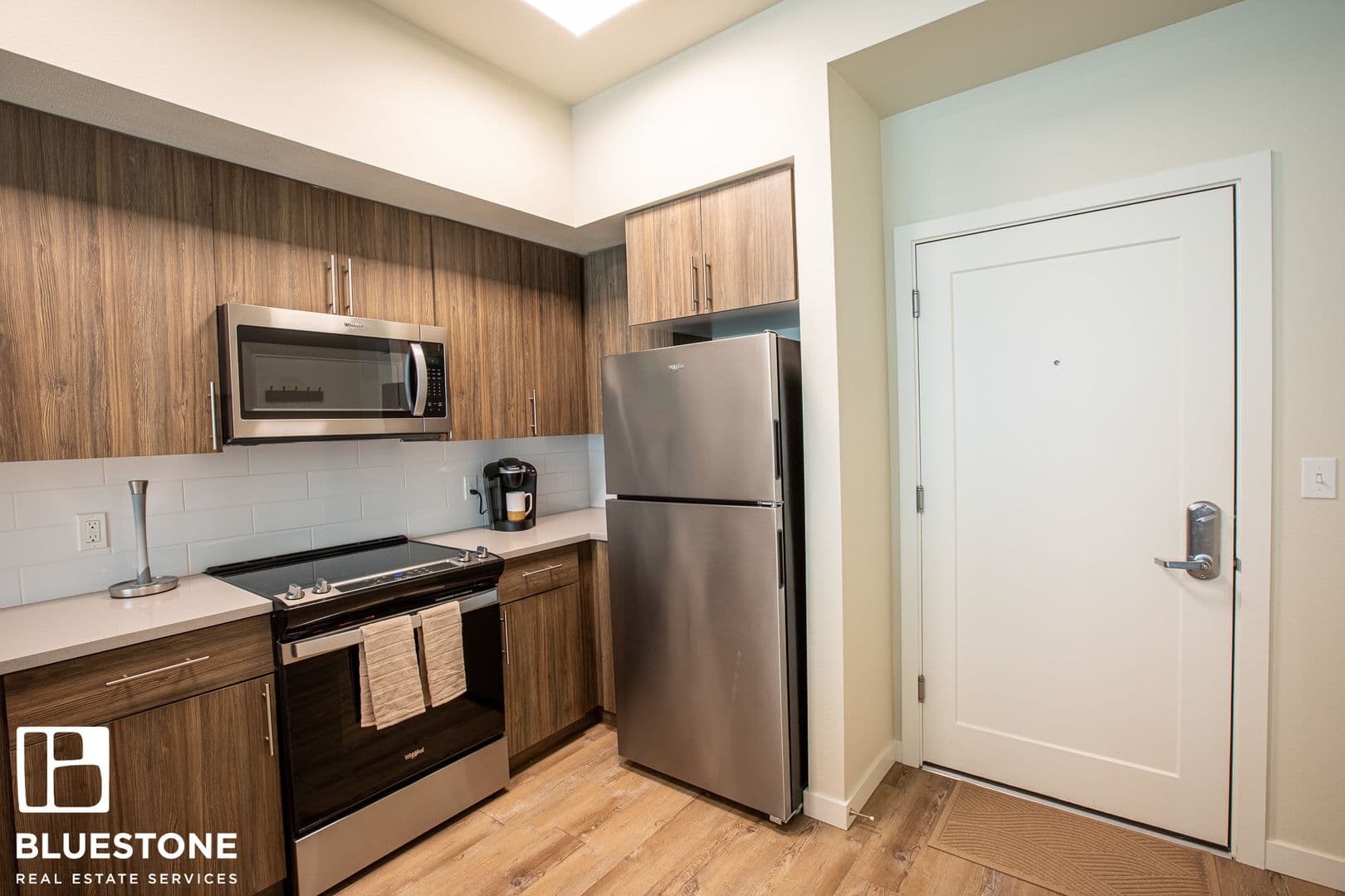 Portland Apartment: 1311 SW Gibbs Street