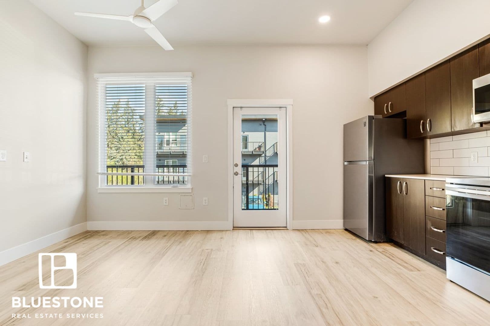 Gresham Apartment: 20711 SE Stark St