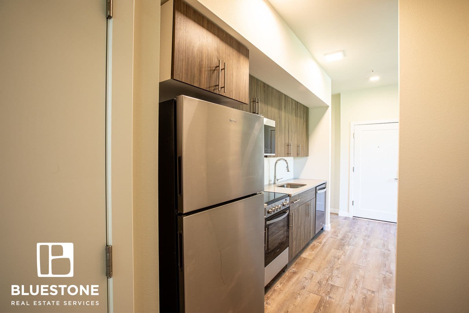 Portland Apartment: 1311 SW Gibbs Street