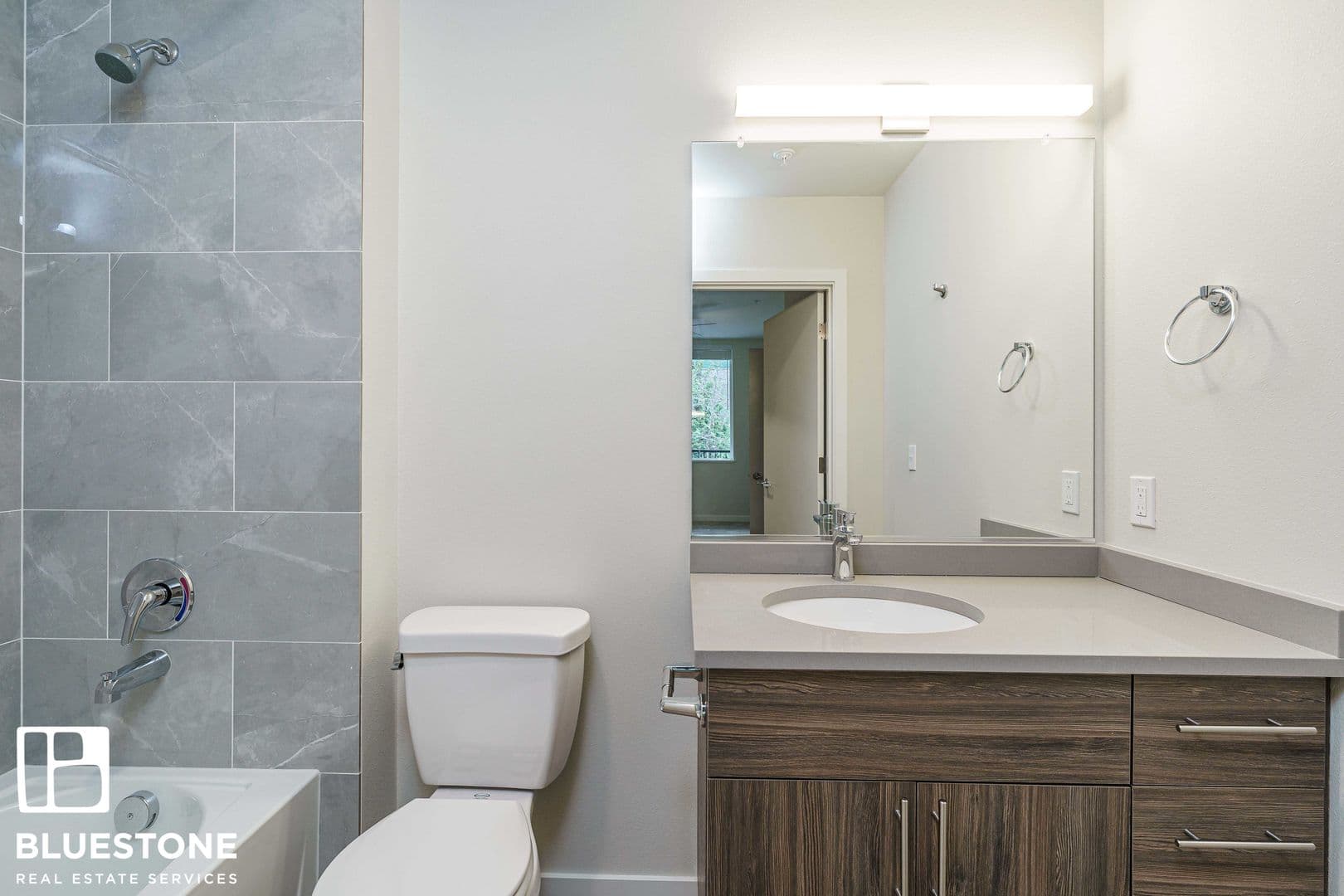 Portland Apartment: 1311 SW Gibbs Street