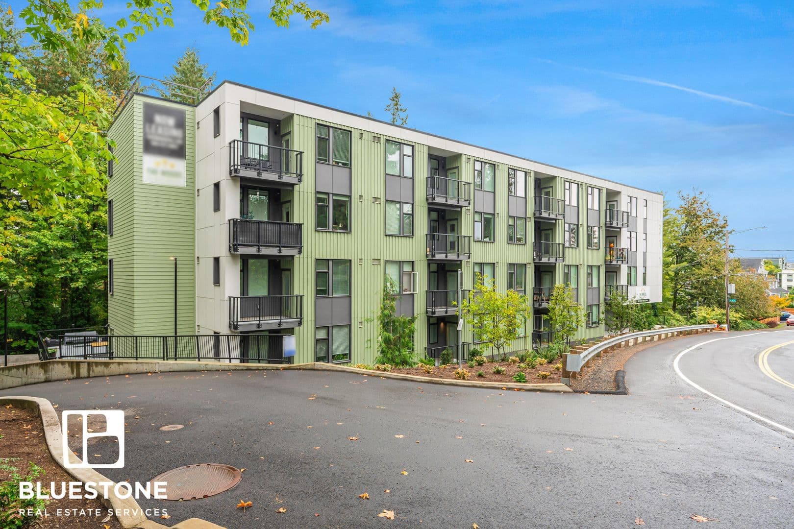 Portland Apartment: 1311 SW Gibbs Street