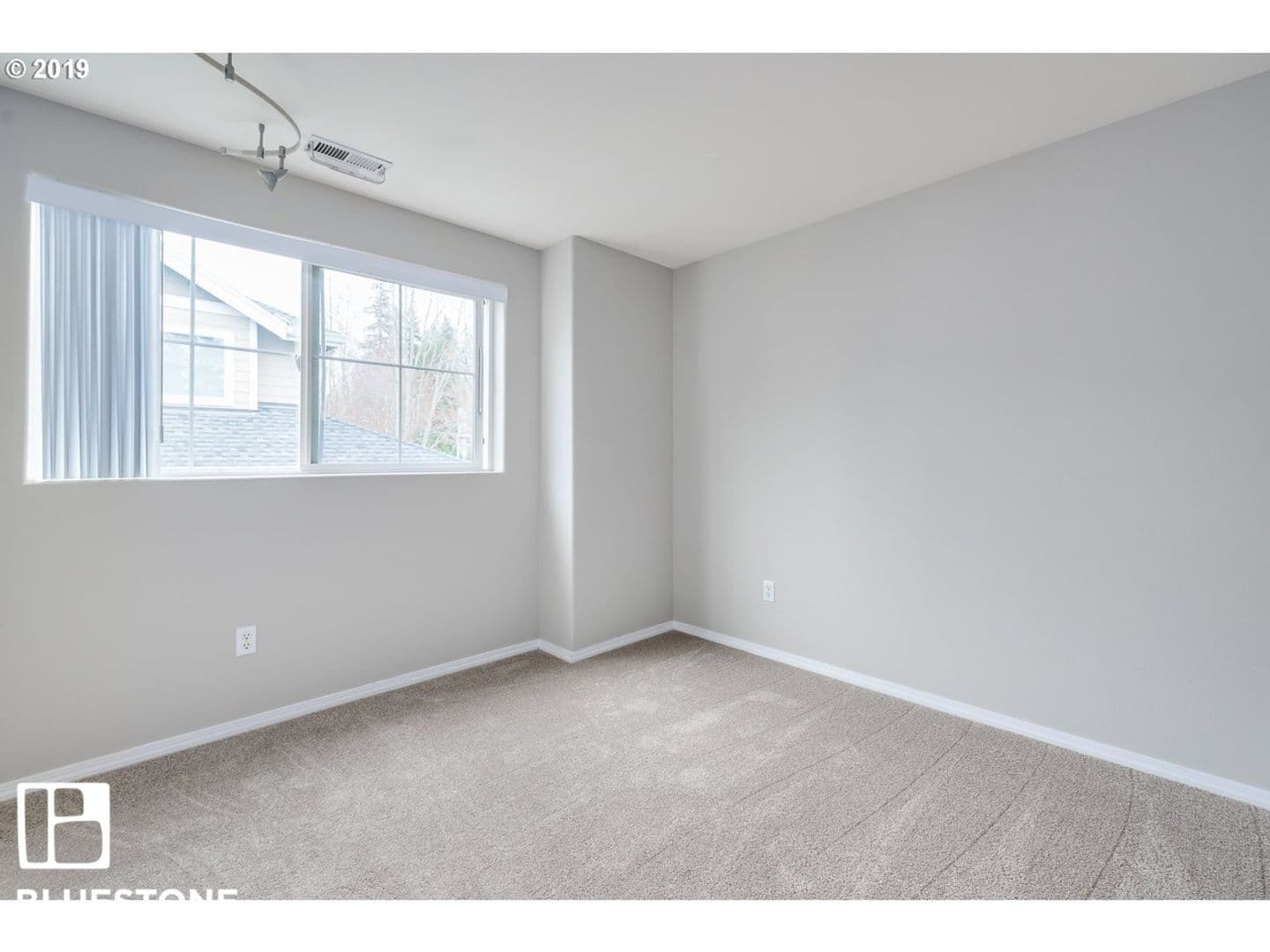 Beaverton Townhome: 14241 SW Barrows Rd