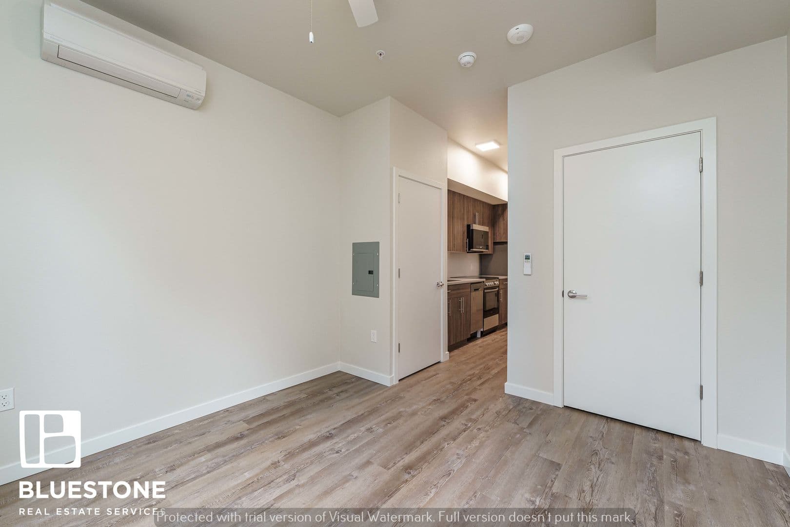 Portland Apartment: 1311 SW Gibbs Street