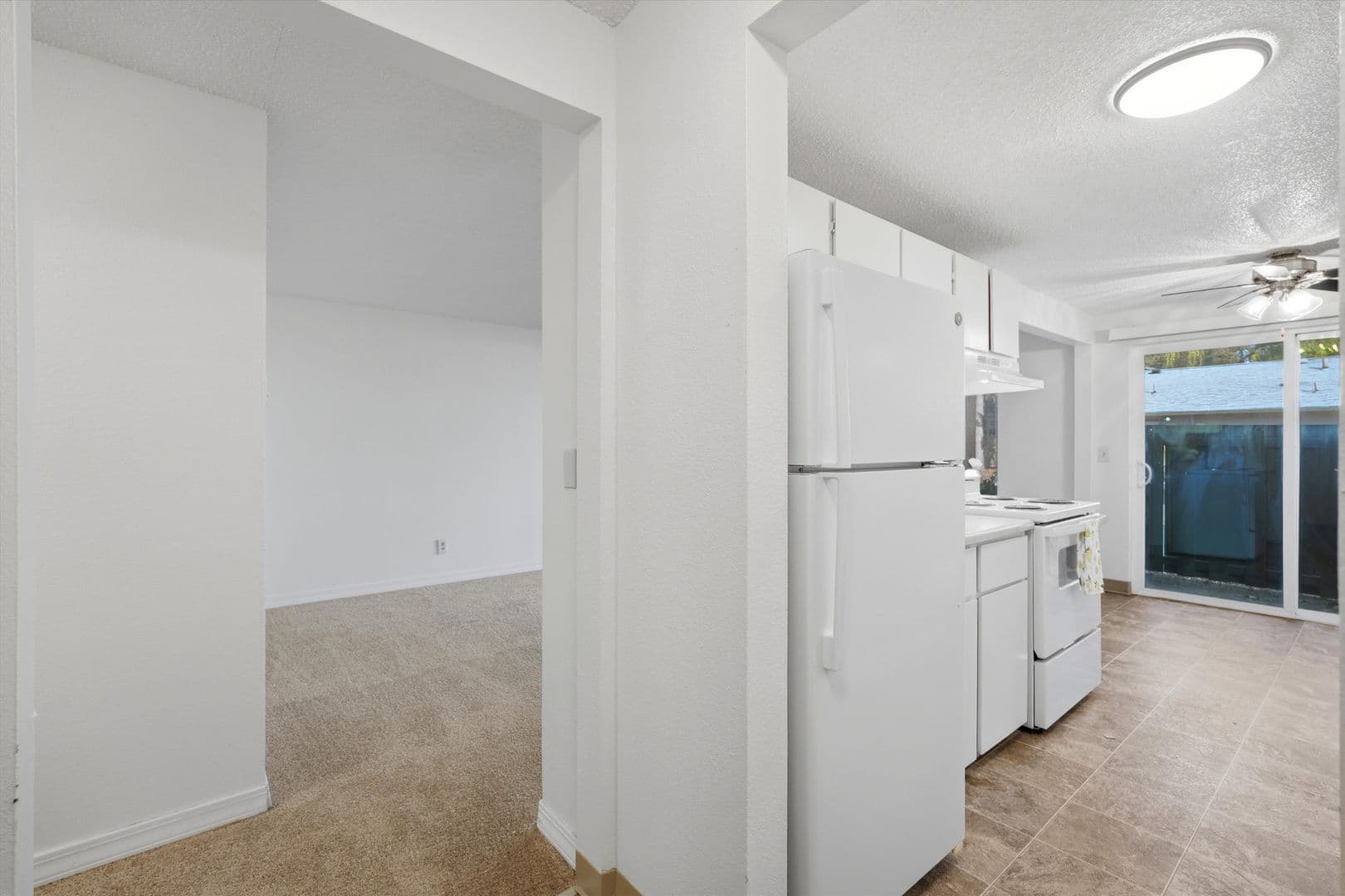 Gresham Apartment: 10 NE 162nd Ave