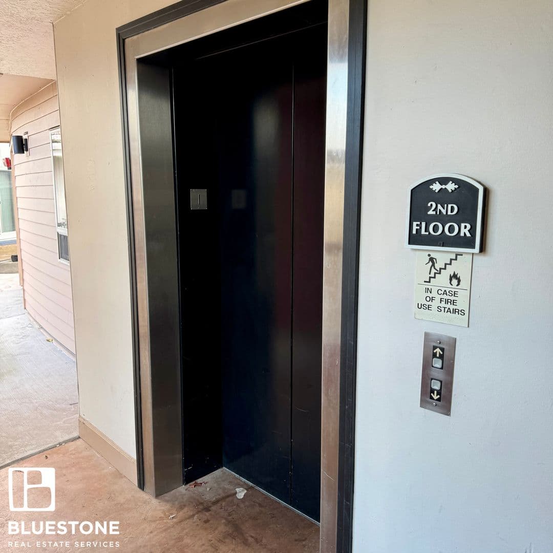 Tualatin Apartment: 18656-18670 SW Boones Ferry Road