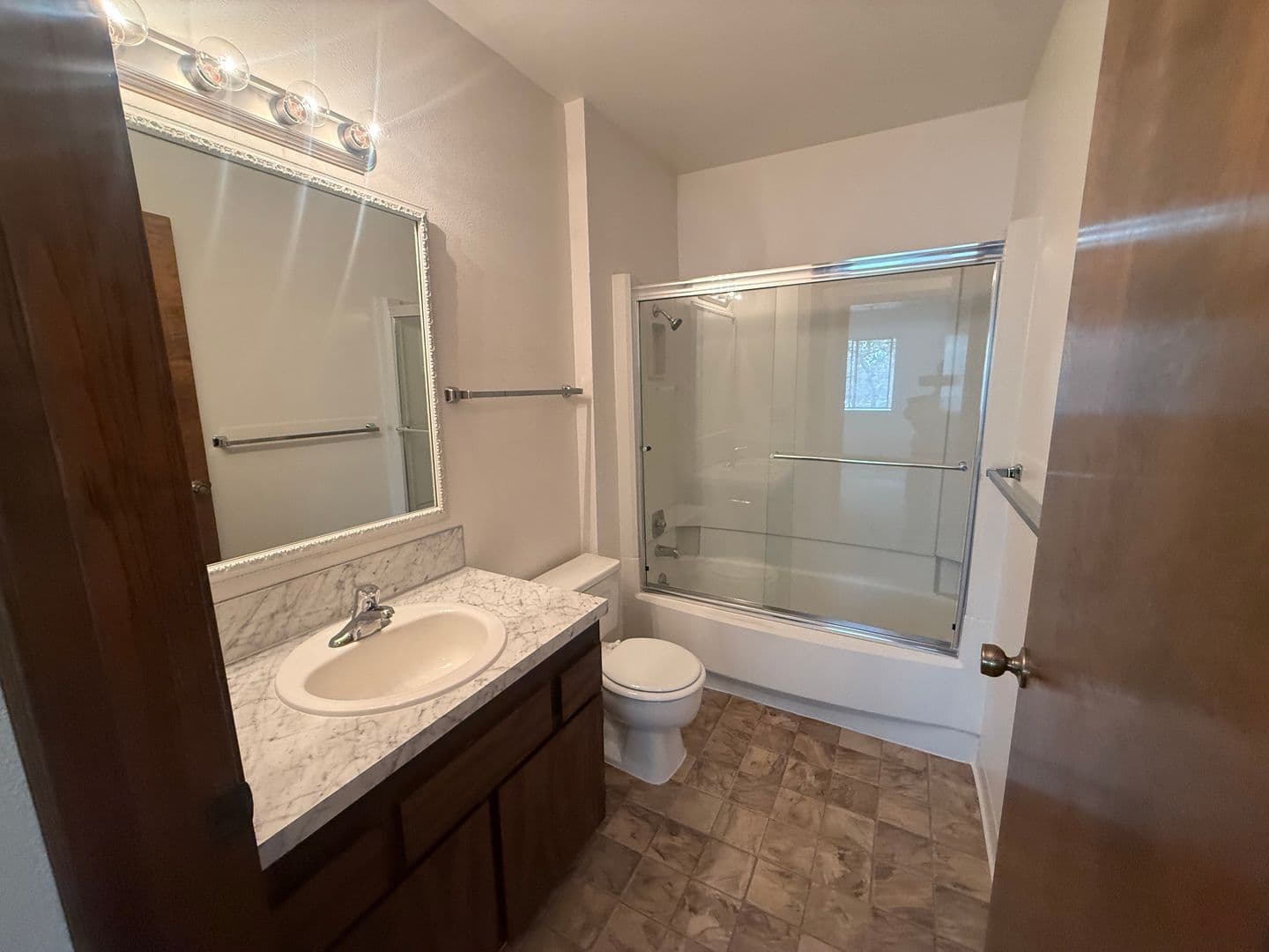Corvallis Apartment: 124 NW 7th St