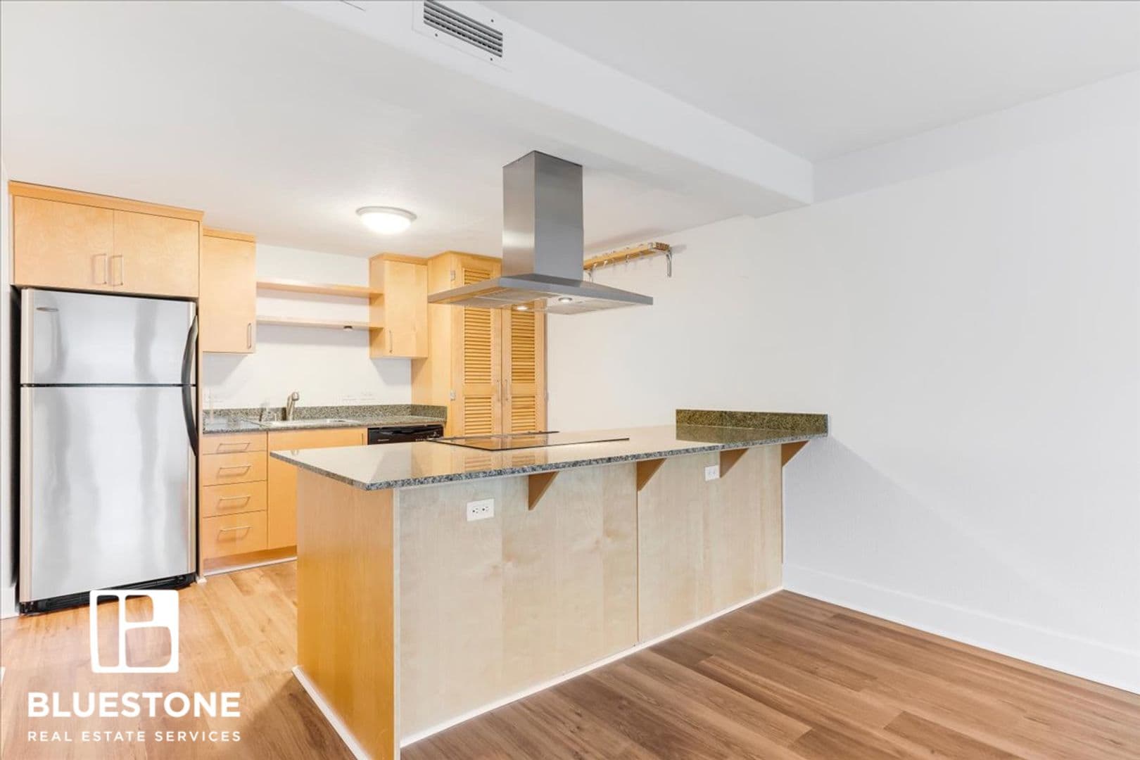 Portland Condo: 255 SW Harrison - 25A