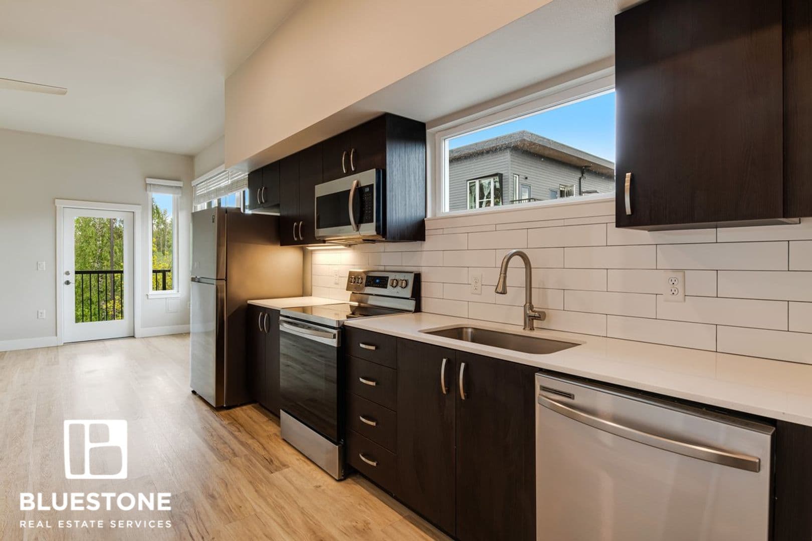 Gresham Apartment: 20711 SE Stark St