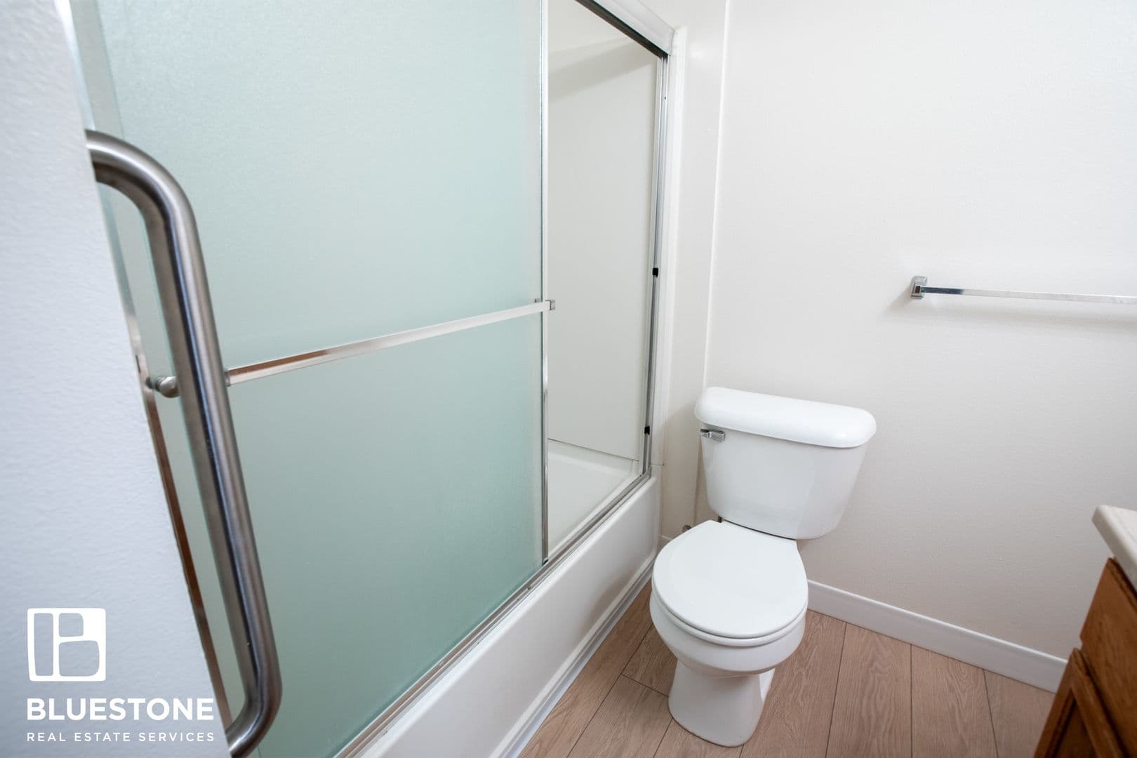 Portland Apartment: 4611-4631 SW Luradel St