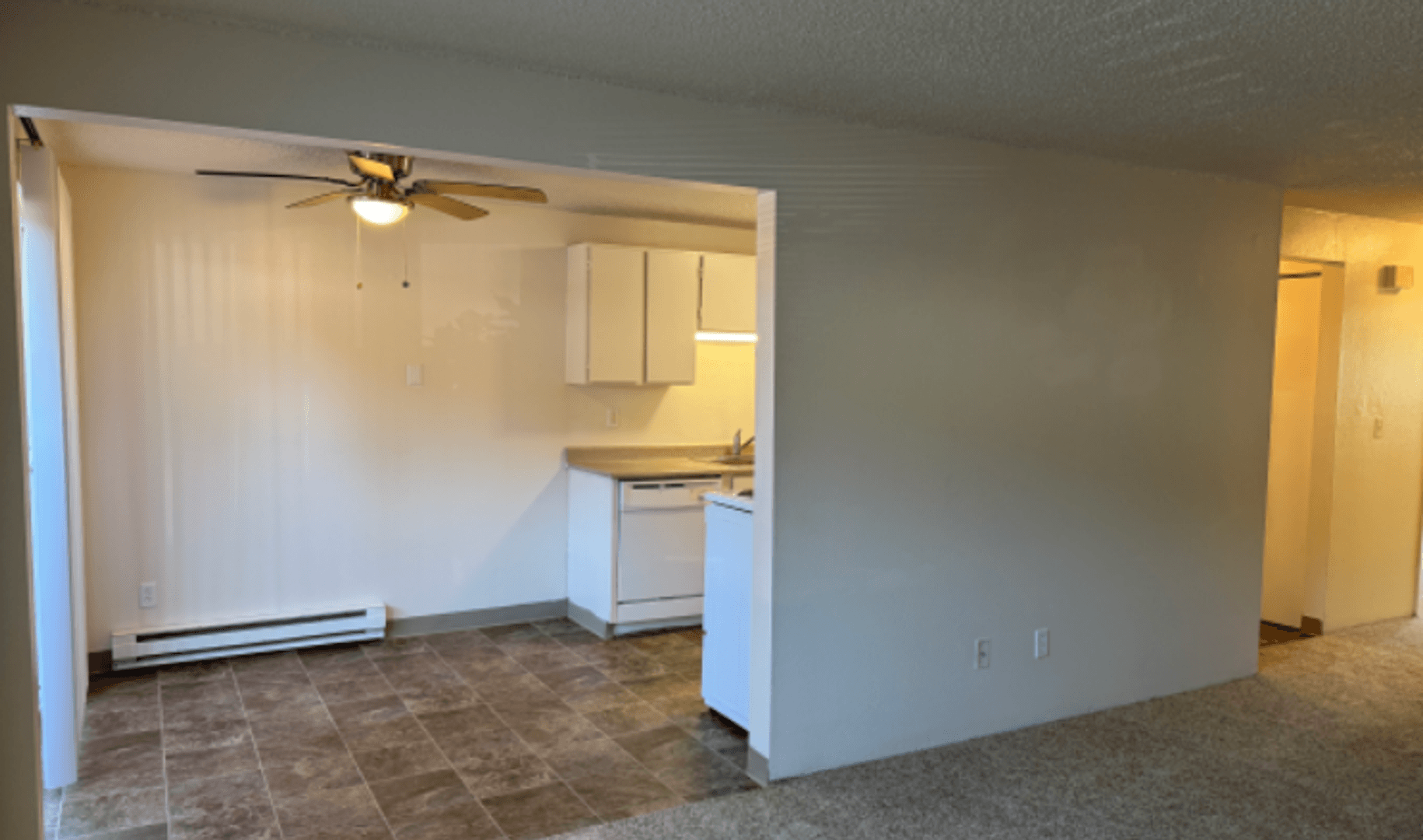Gresham Apartment: 10 NE 162nd Ave