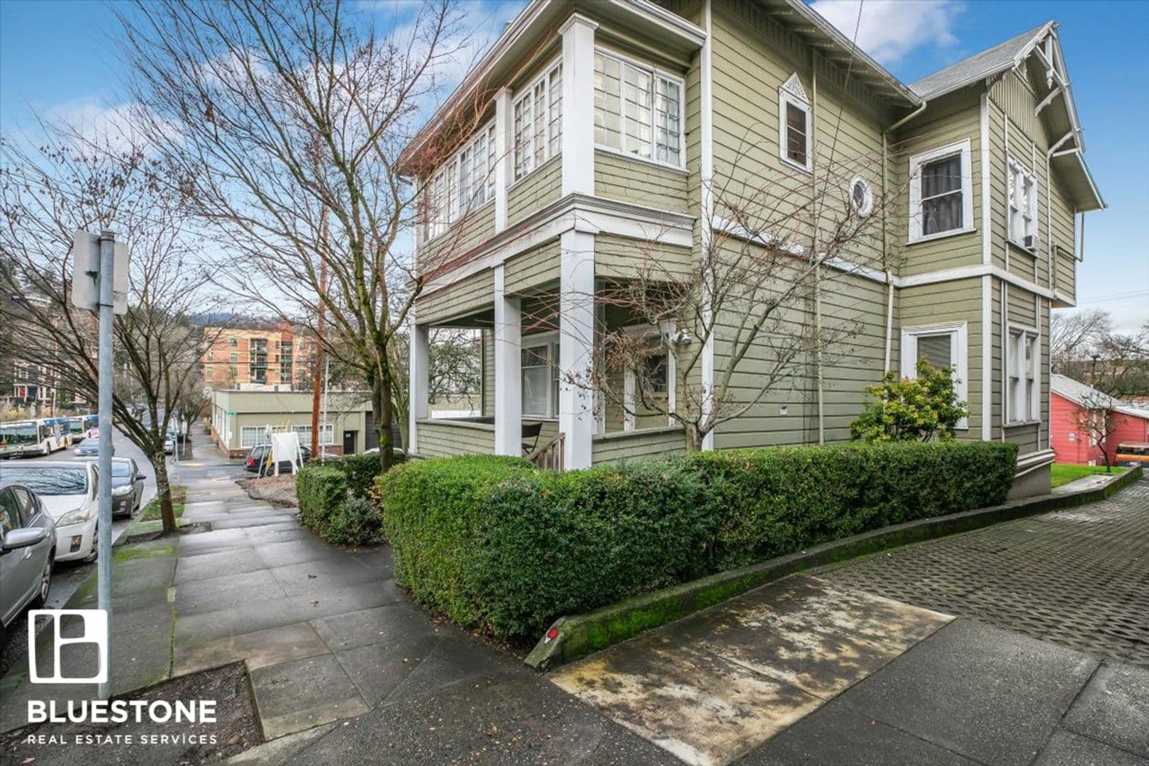 Portland Apartment: 1527 SW Columbia St, Apt. D