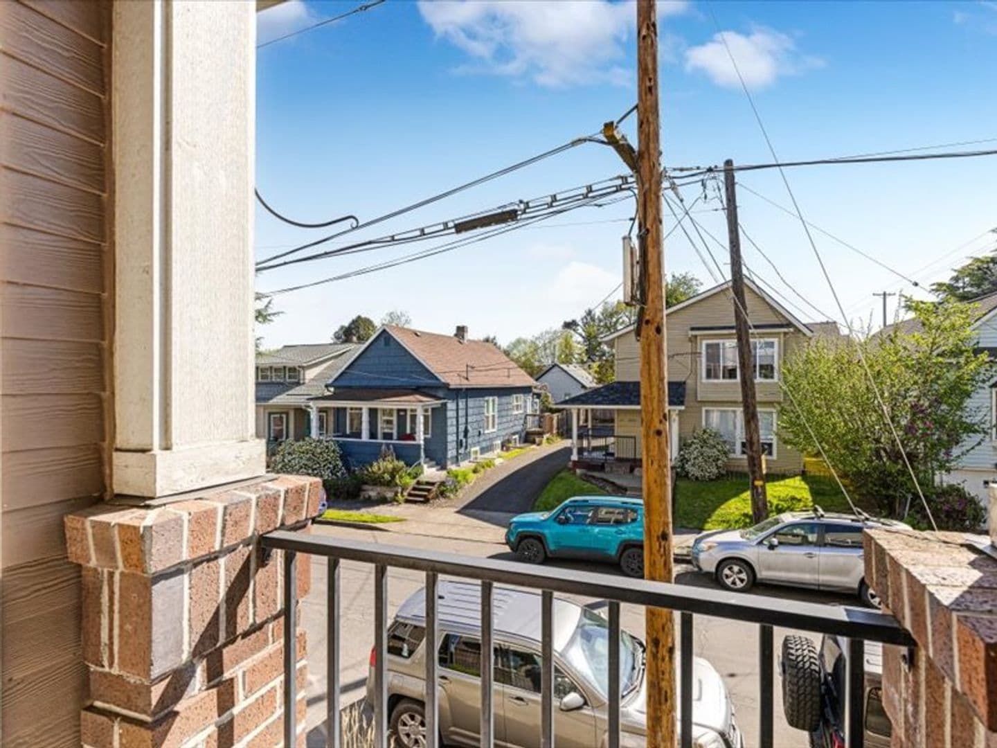 Portland Apartment: 425 NE Fremont