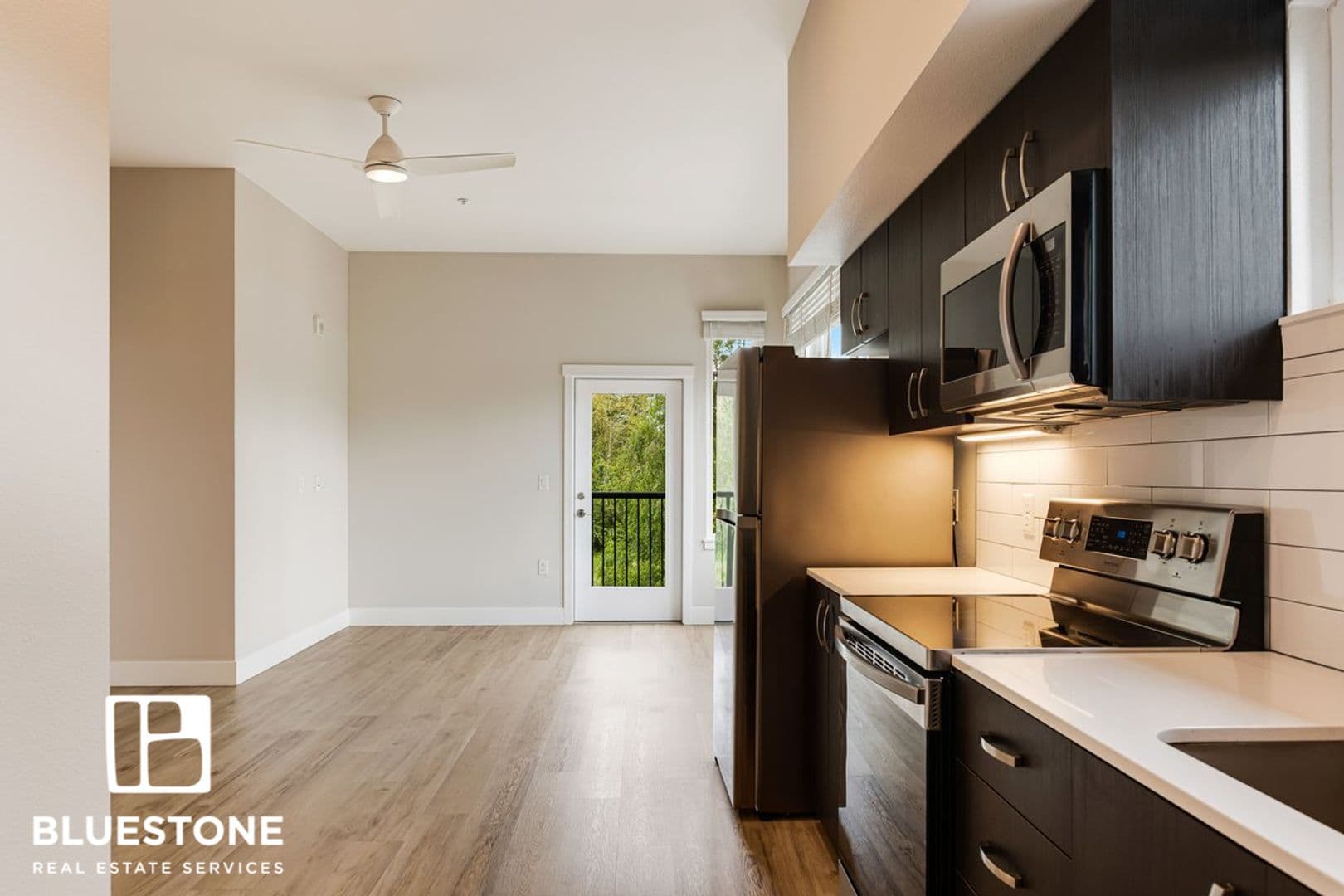 Gresham Apartment: 20711 SE Stark St