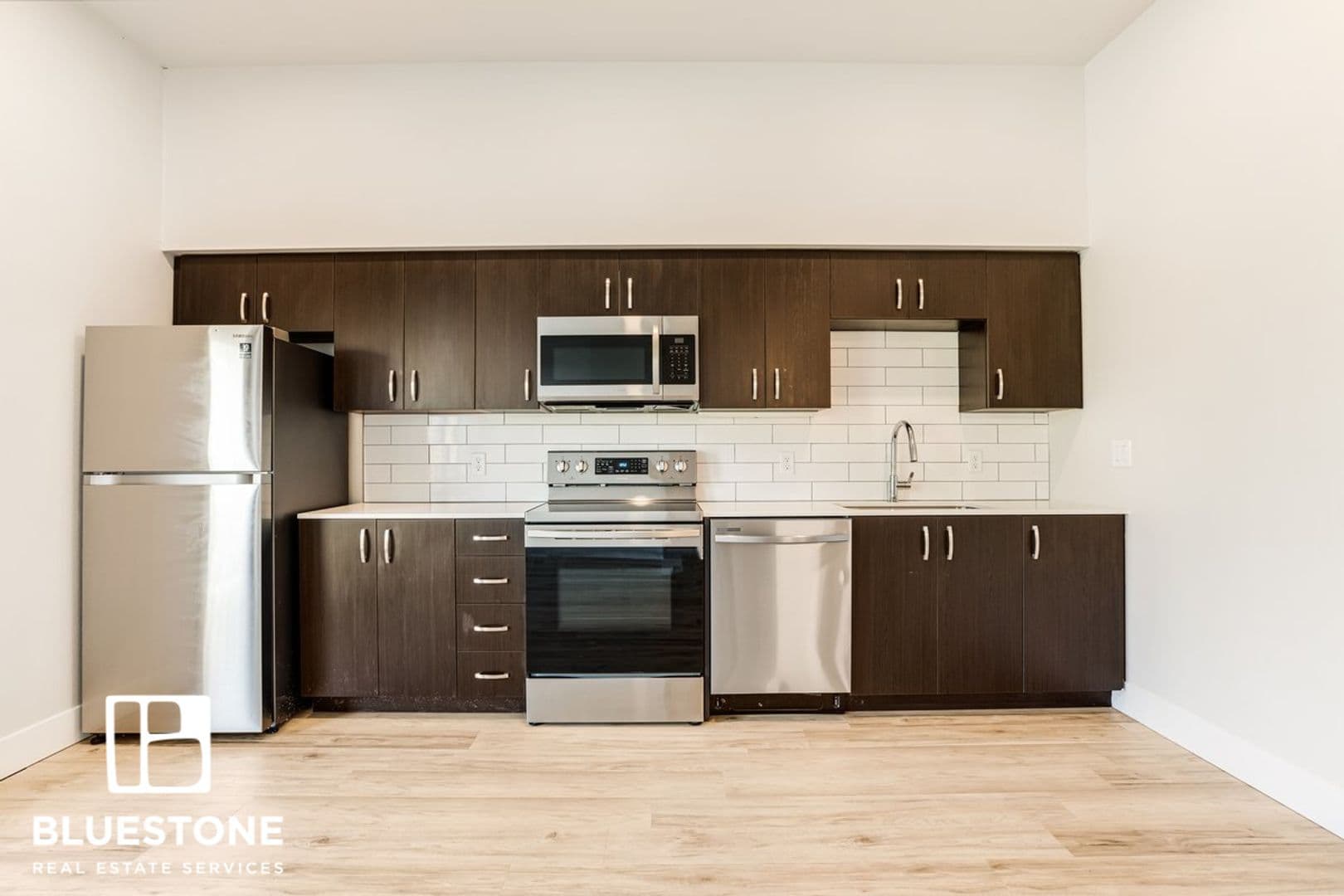 Gresham Apartment: 20711 SE Stark St