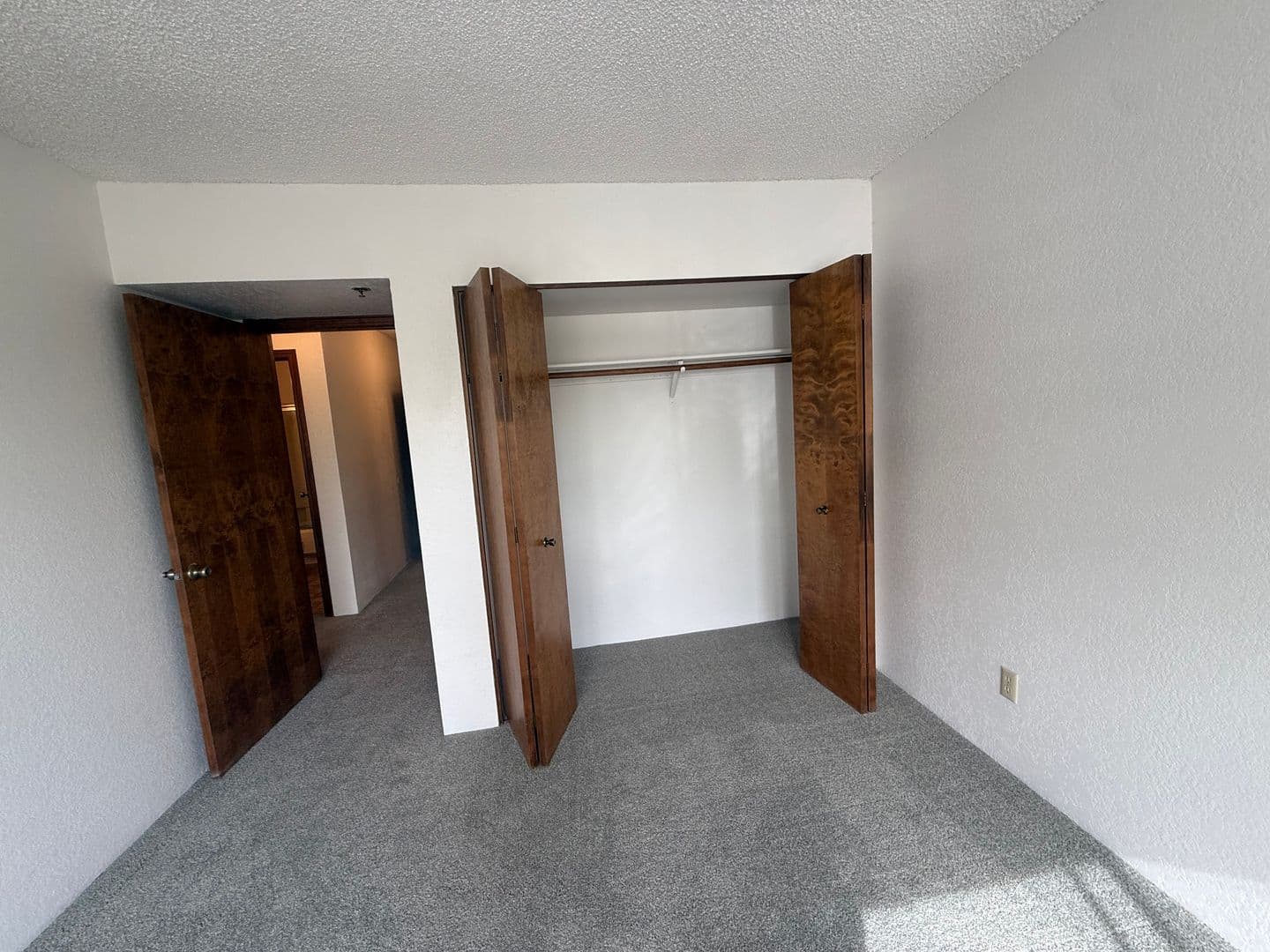 Corvallis Apartment: 124 NW 7th St