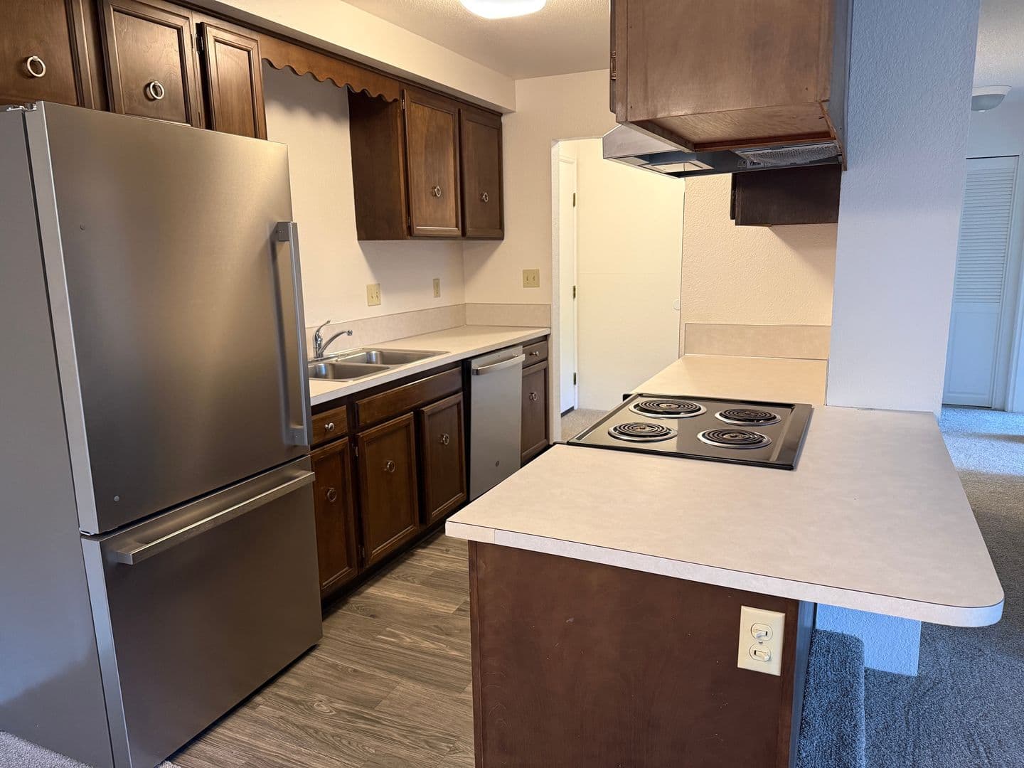 Corvallis Apartment: 124 NW 7th St