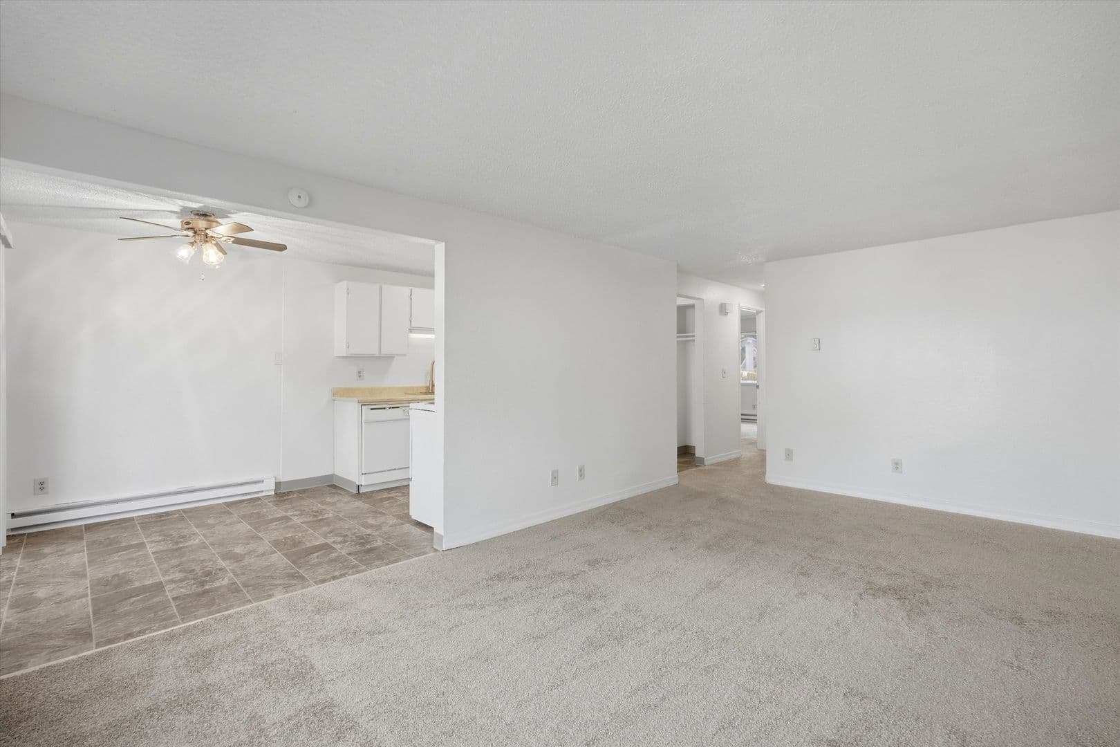 Gresham Apartment: 10 NE 162nd Ave