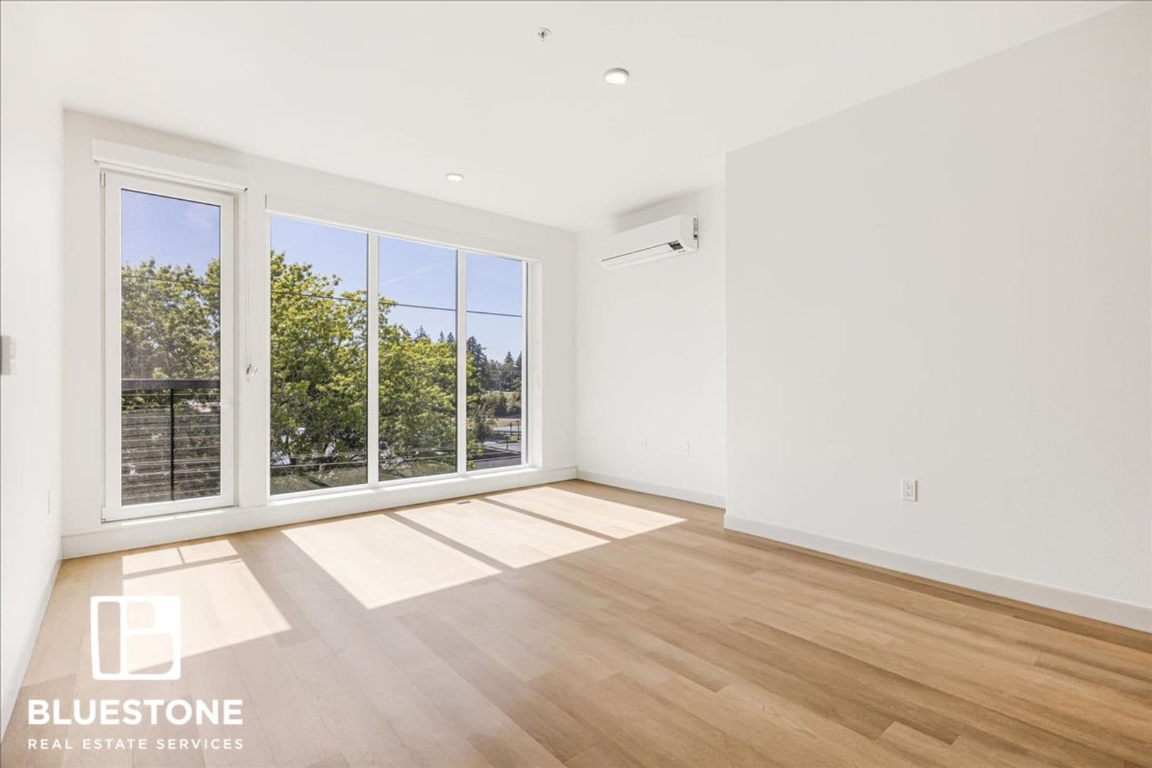 Tigard Apartment: 7007 SW Hampton St.