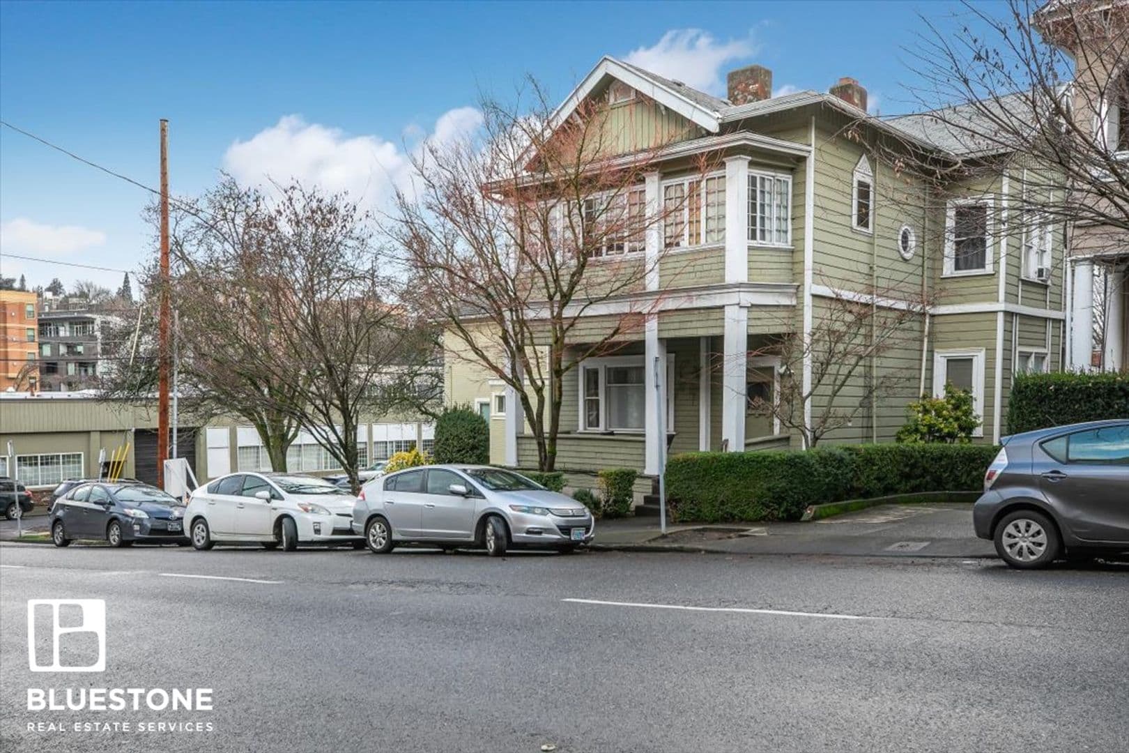 Portland Apartment: 1527 SW Columbia St, Apt. D