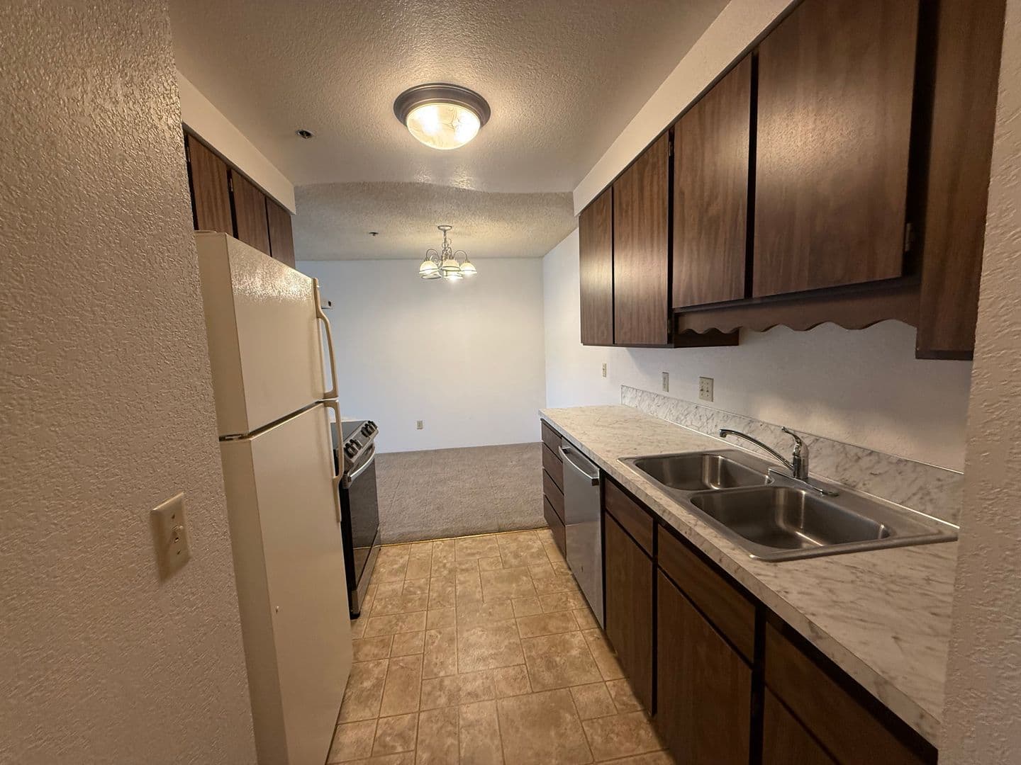 Corvallis Apartment: 124 NW 7th St