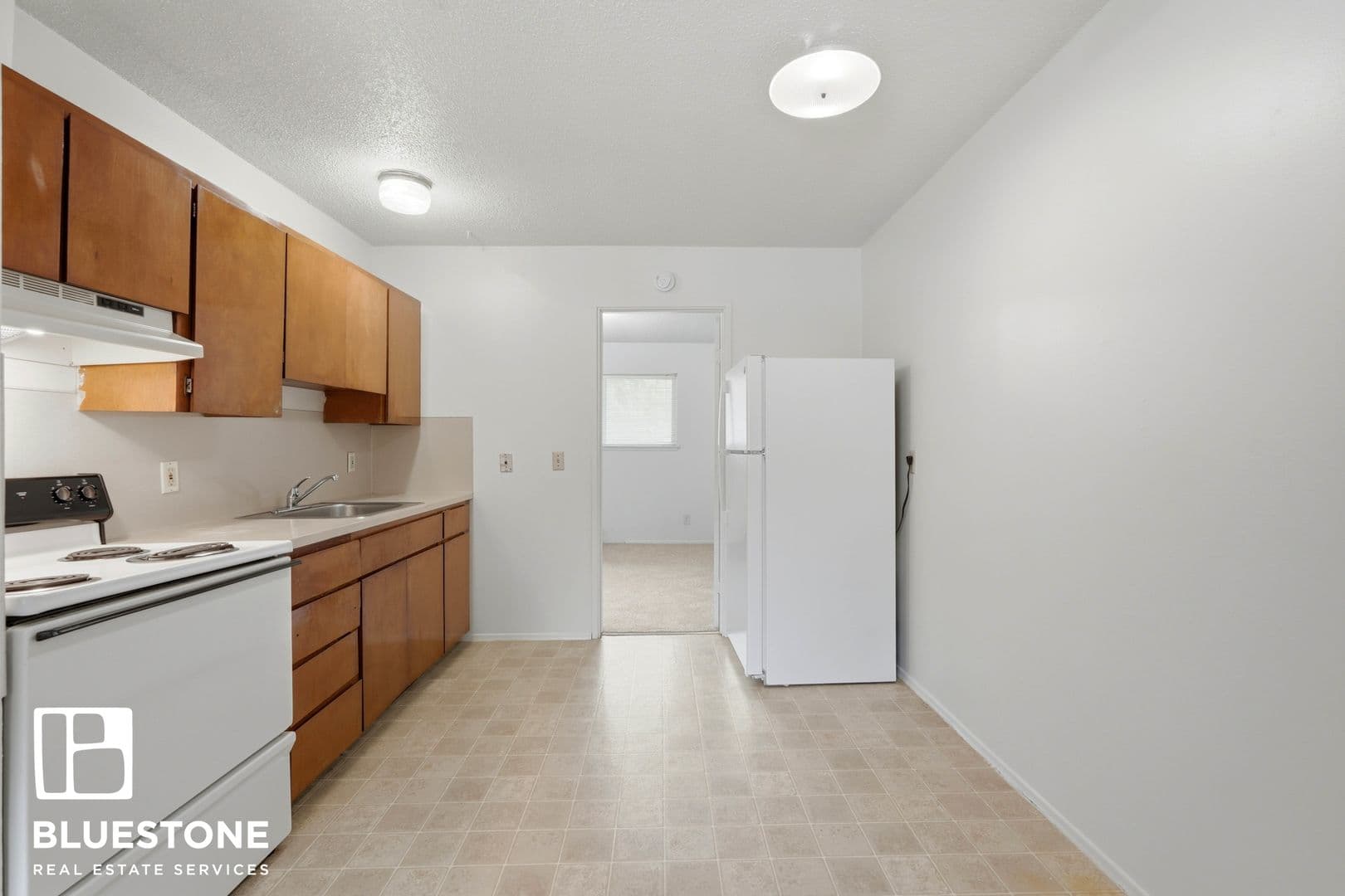 Portland Apartment: END MGMT 10/31/26