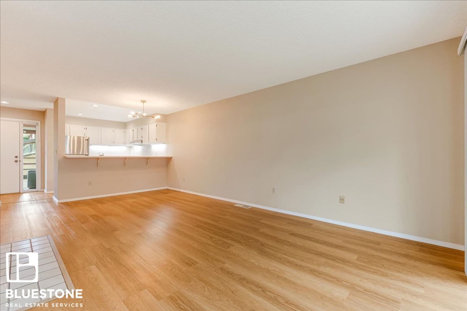 Portland House: 5150 S Landing Drive #205B2