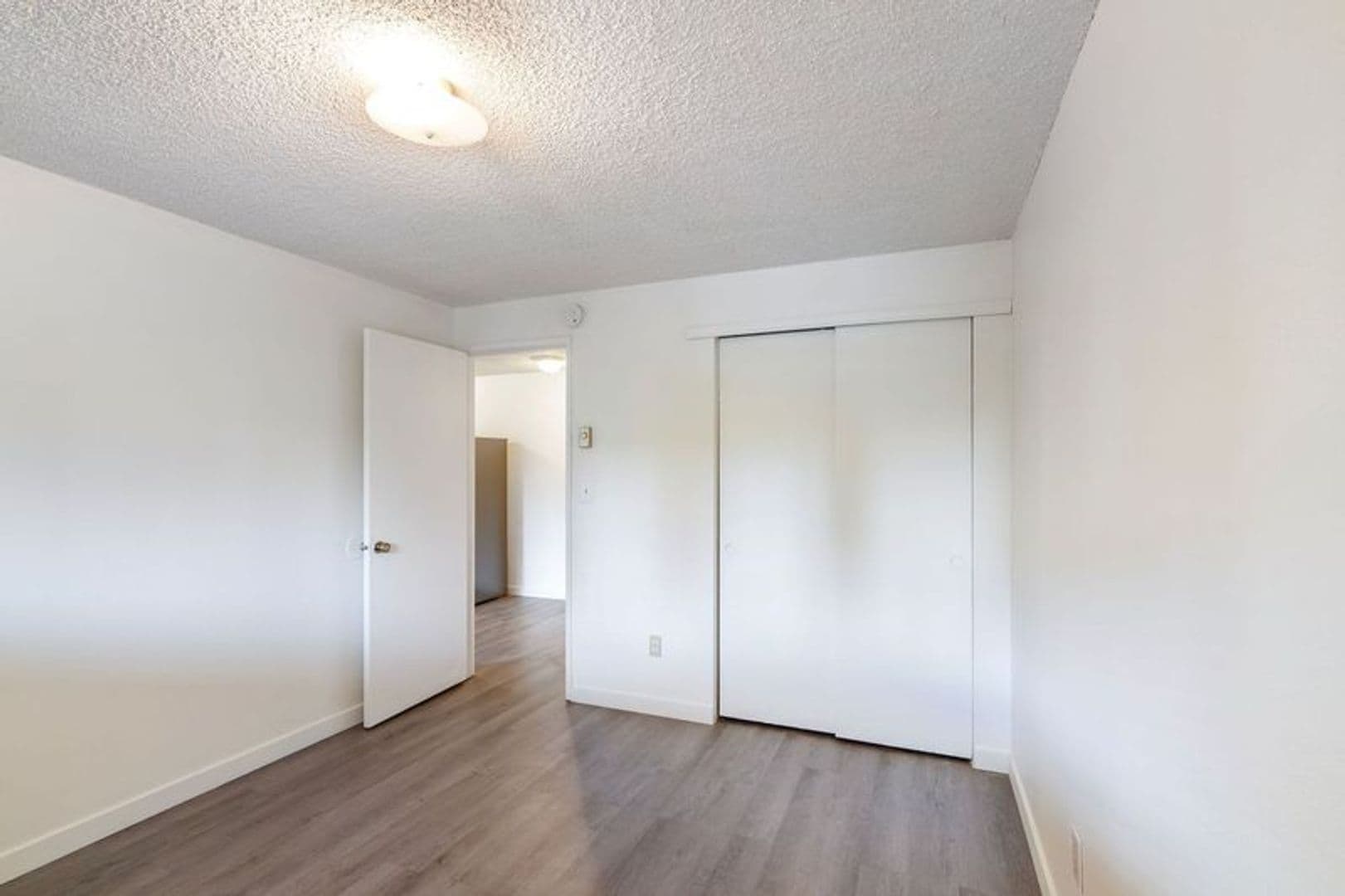 Vancouver Apartment: 9100 NE 15th Avenue