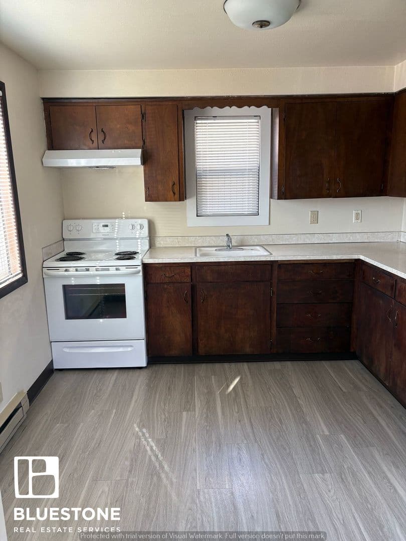 Keizer Apartment: 4946-4956 6th Ave. NE